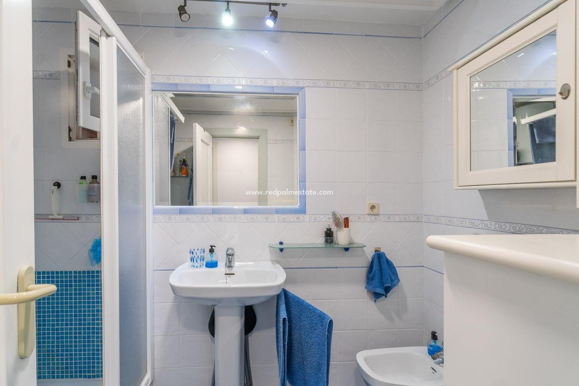 Resale - Apartment -
Orihuela Costa - Campoamor