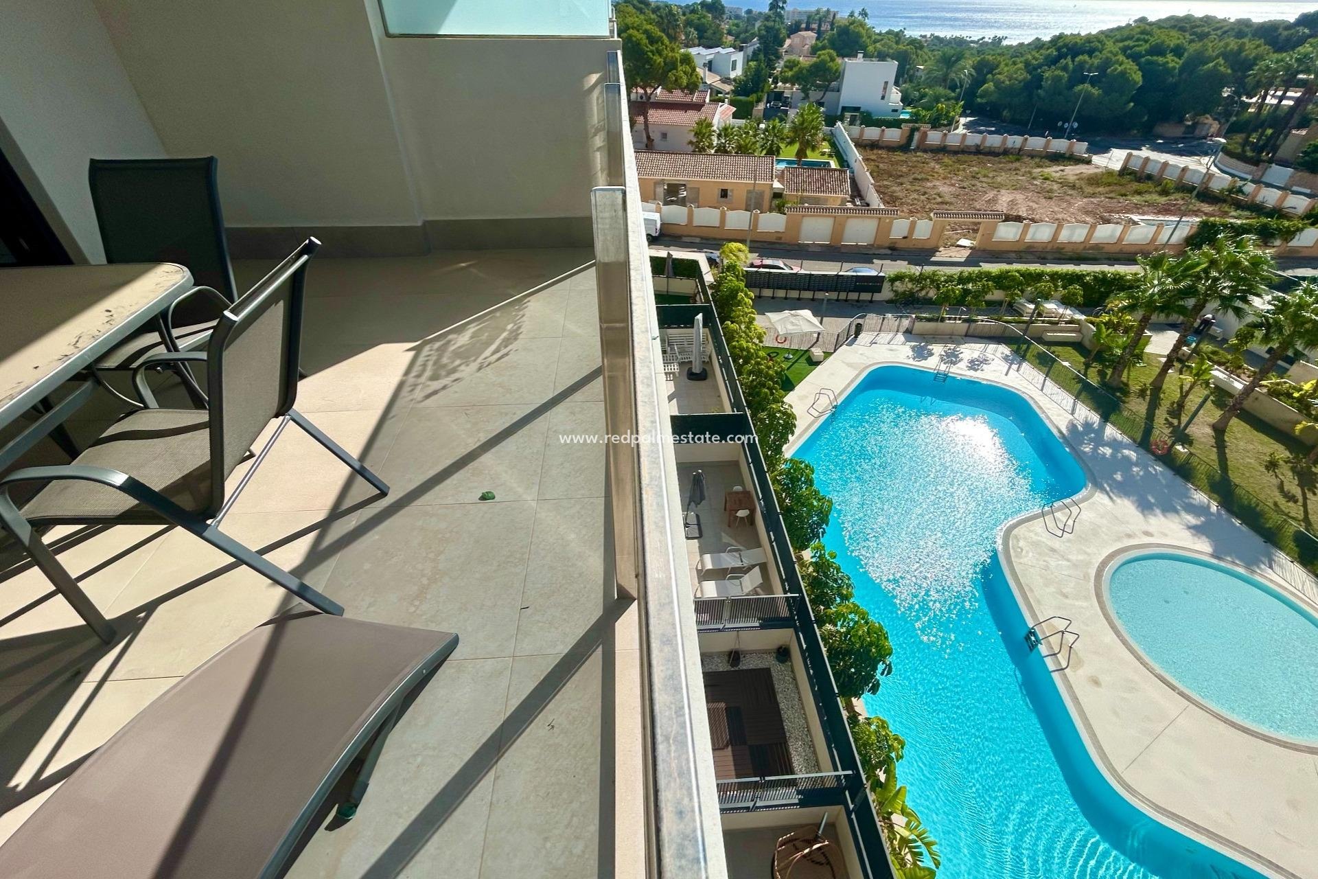 Resale - Apartment -
Orihuela Costa - Campoamor