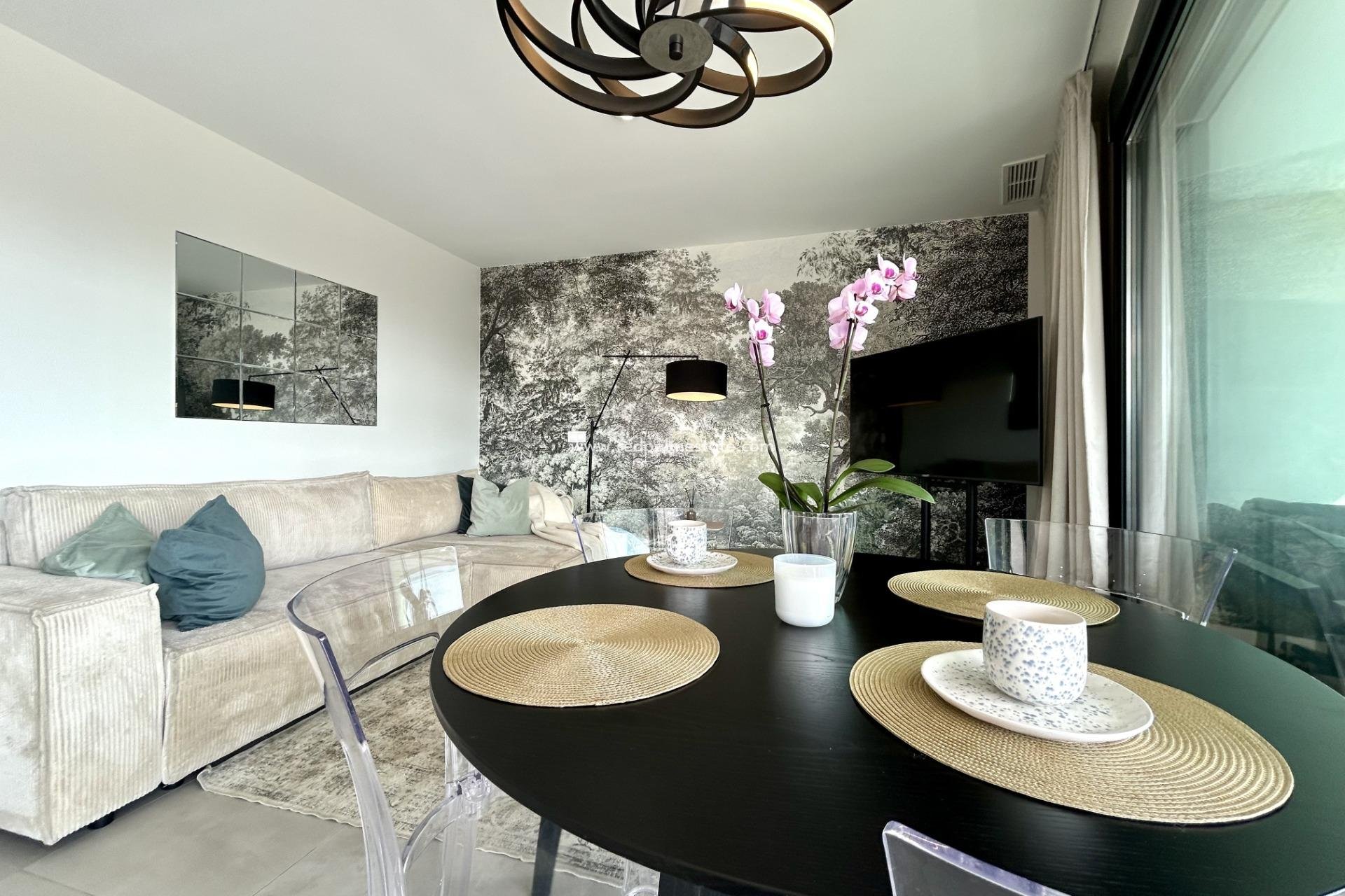 Resale - Apartment -
Orihuela Costa - Campoamor