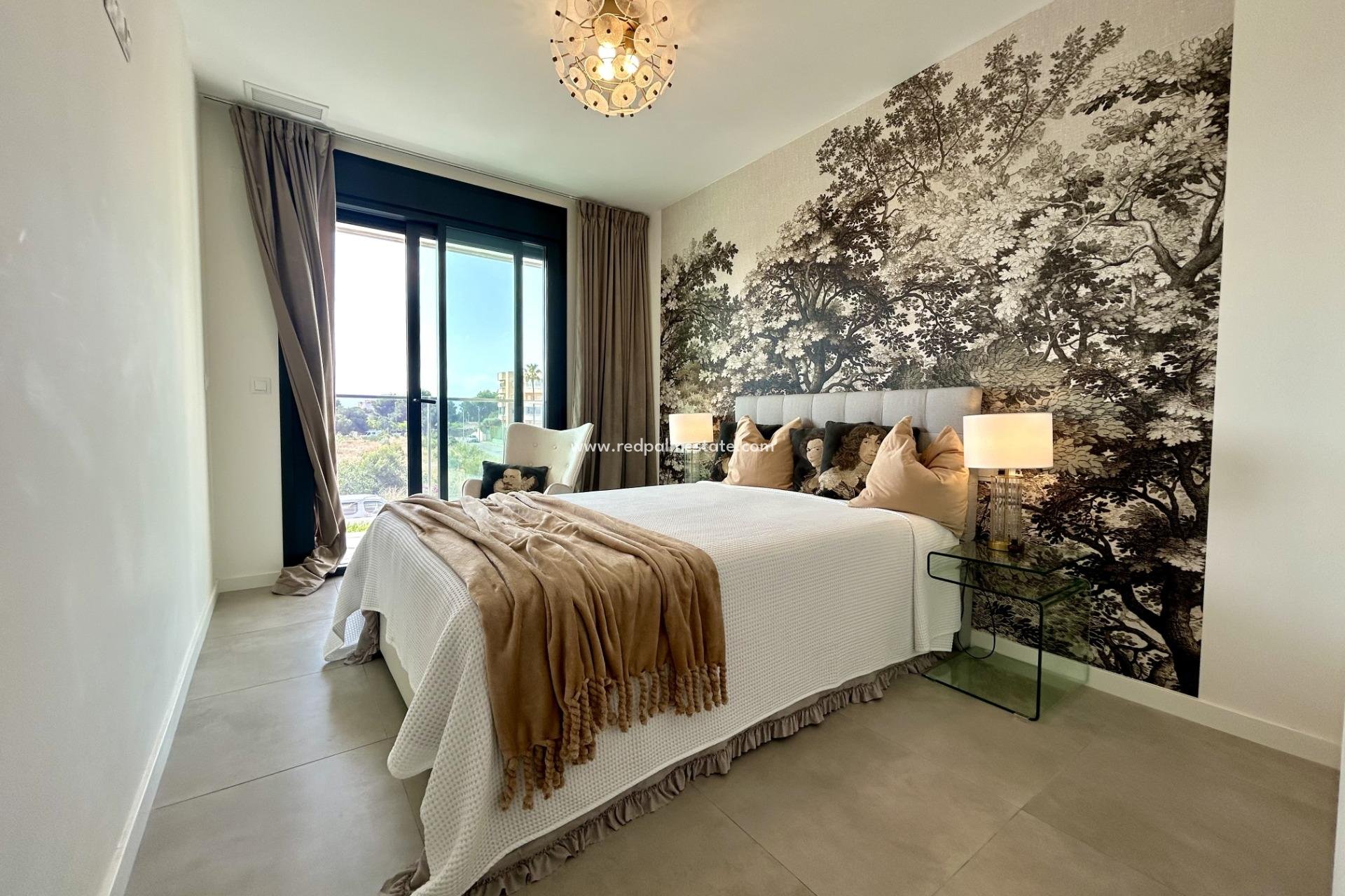 Resale - Apartment -
Orihuela Costa - Campoamor