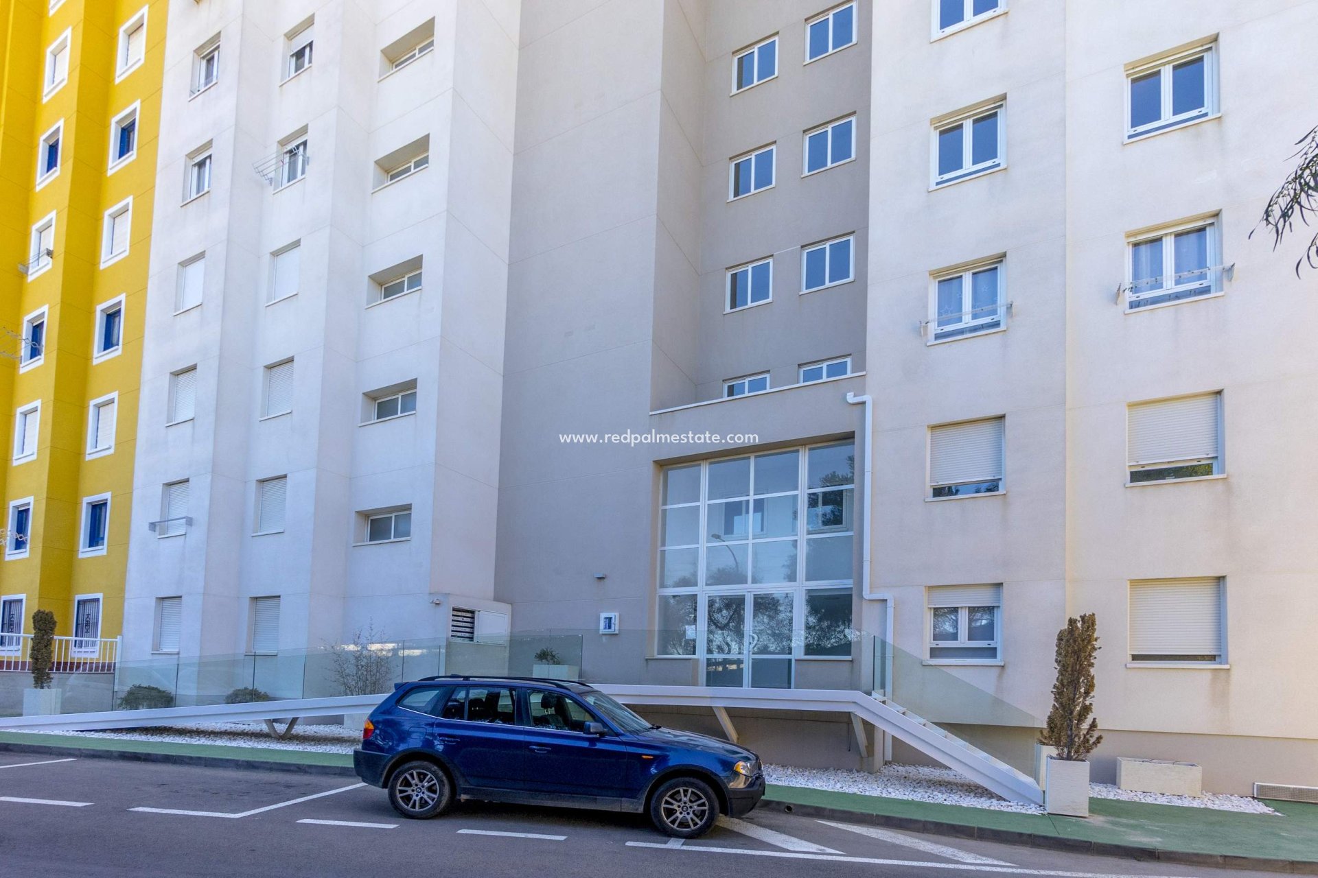 Resale - Apartment -
Orihuela Costa - Campoamor