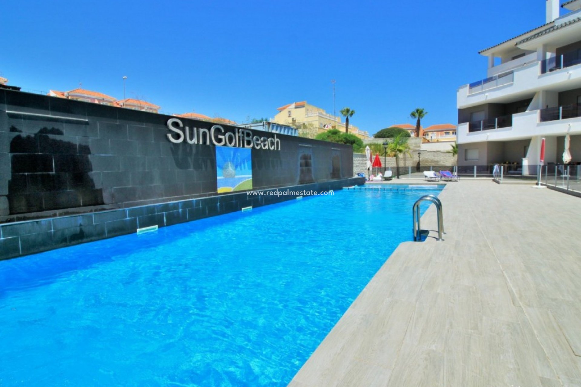 Resale - Apartment -
Orihuela Costa - Campoamor