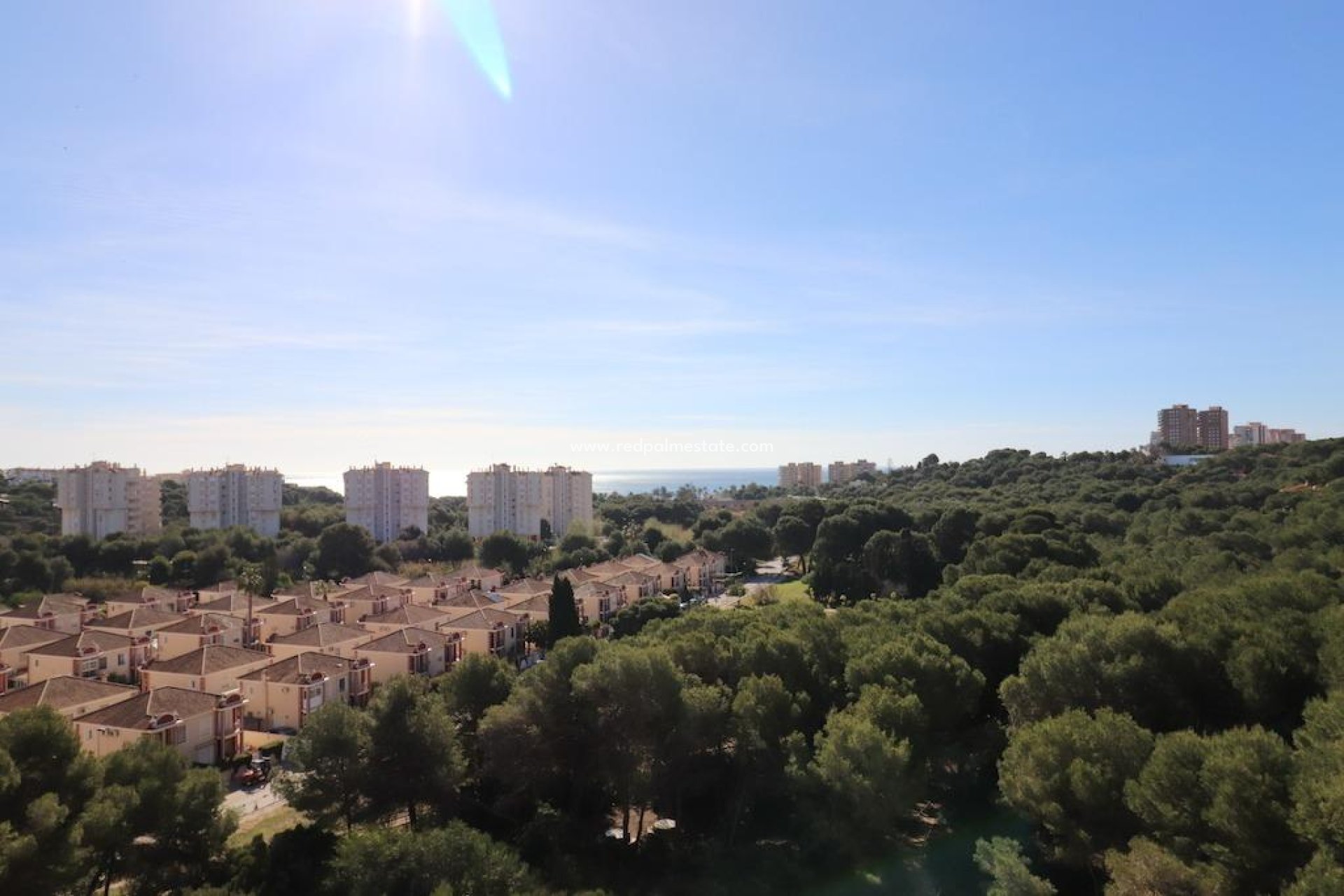 Resale - Apartment -
Orihuela Costa - Campoamor