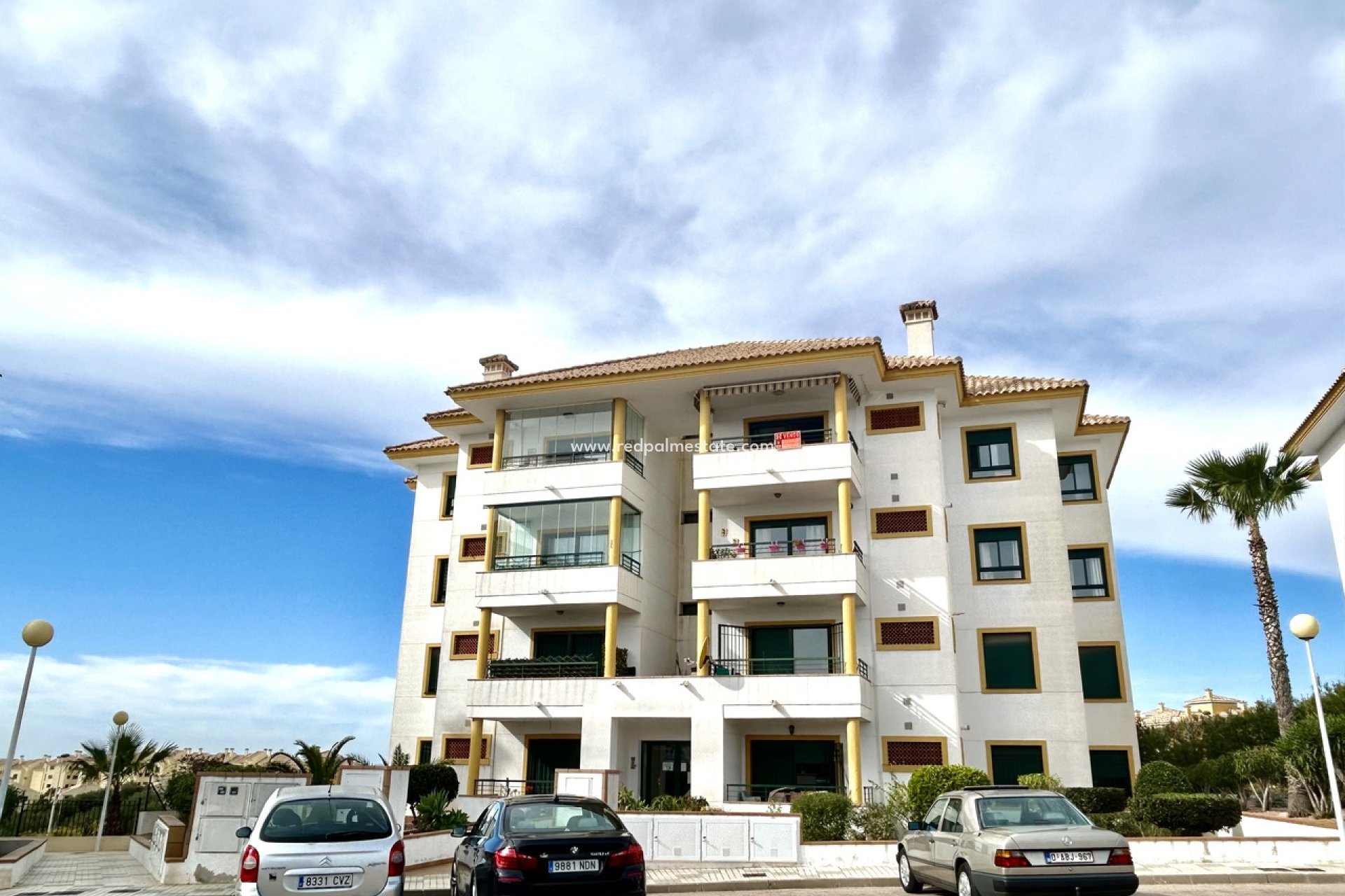 Resale - Apartment -
Orihuela Costa - Campoamor