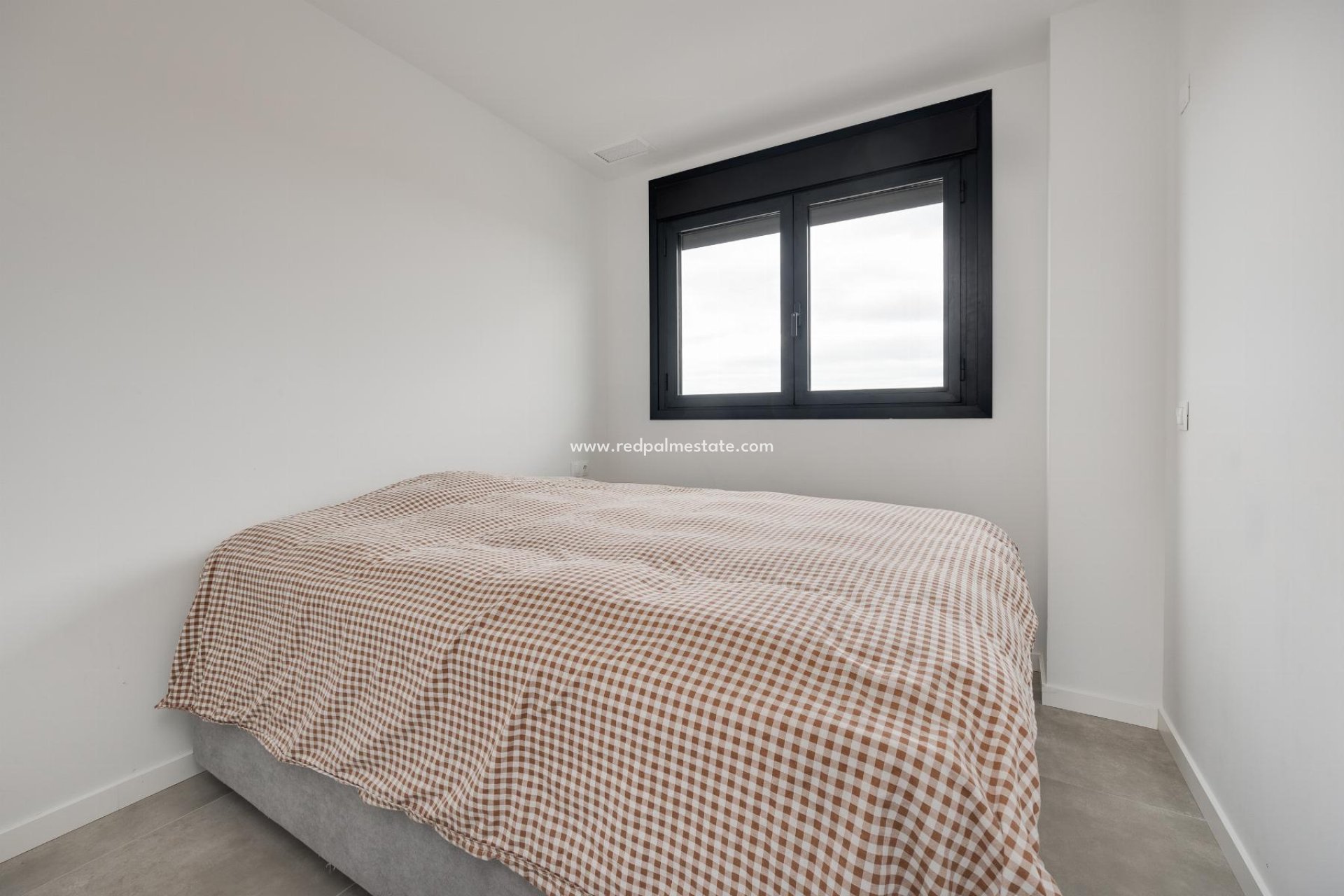 Resale - Apartment -
Orihuela Costa - Campoamor