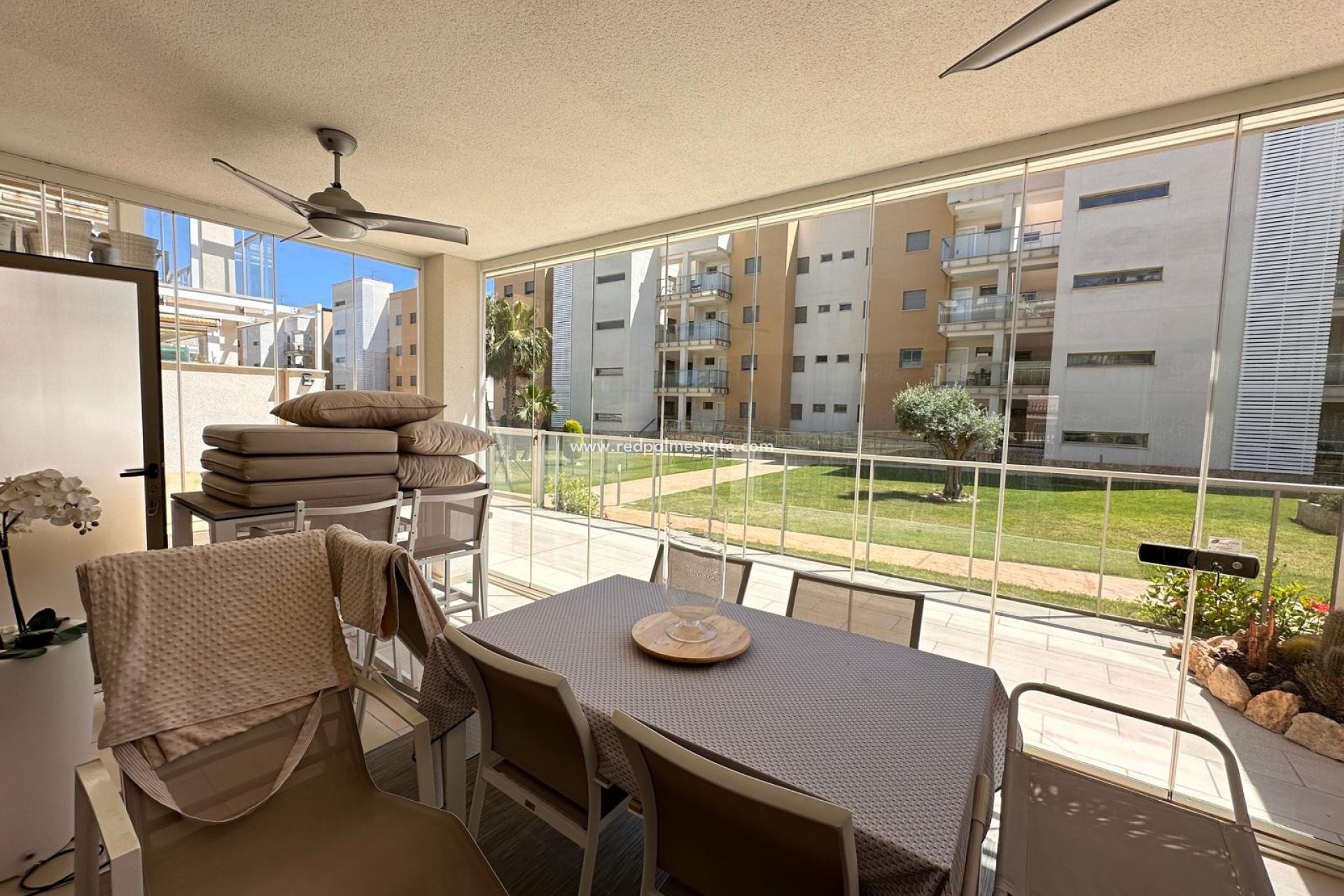 Resale - Apartment -
Orihuela Costa - Costa Blanca