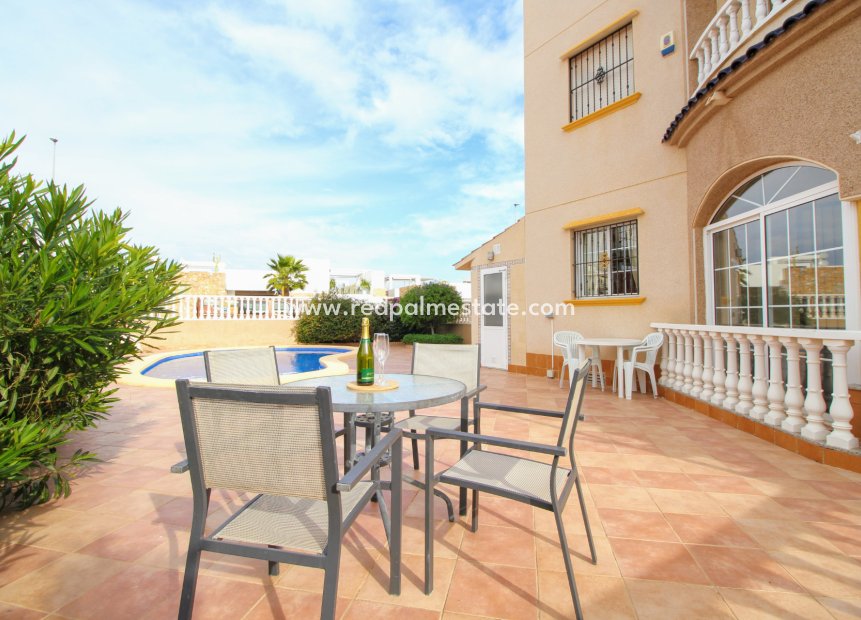 Resale - Apartment -
Orihuela Costa - Costa Blanca