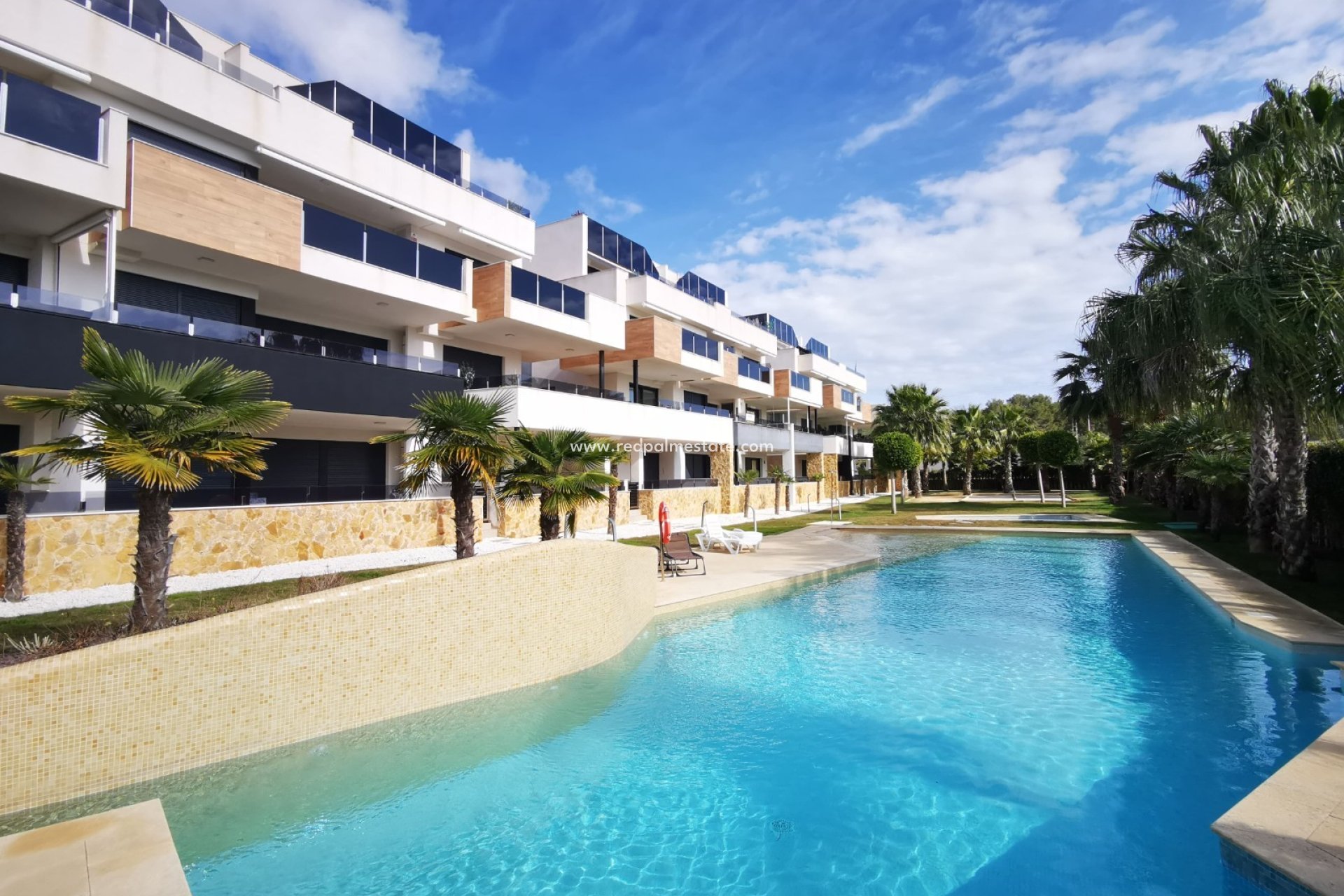 Resale - Apartment -
Orihuela Costa - Costa Blanca