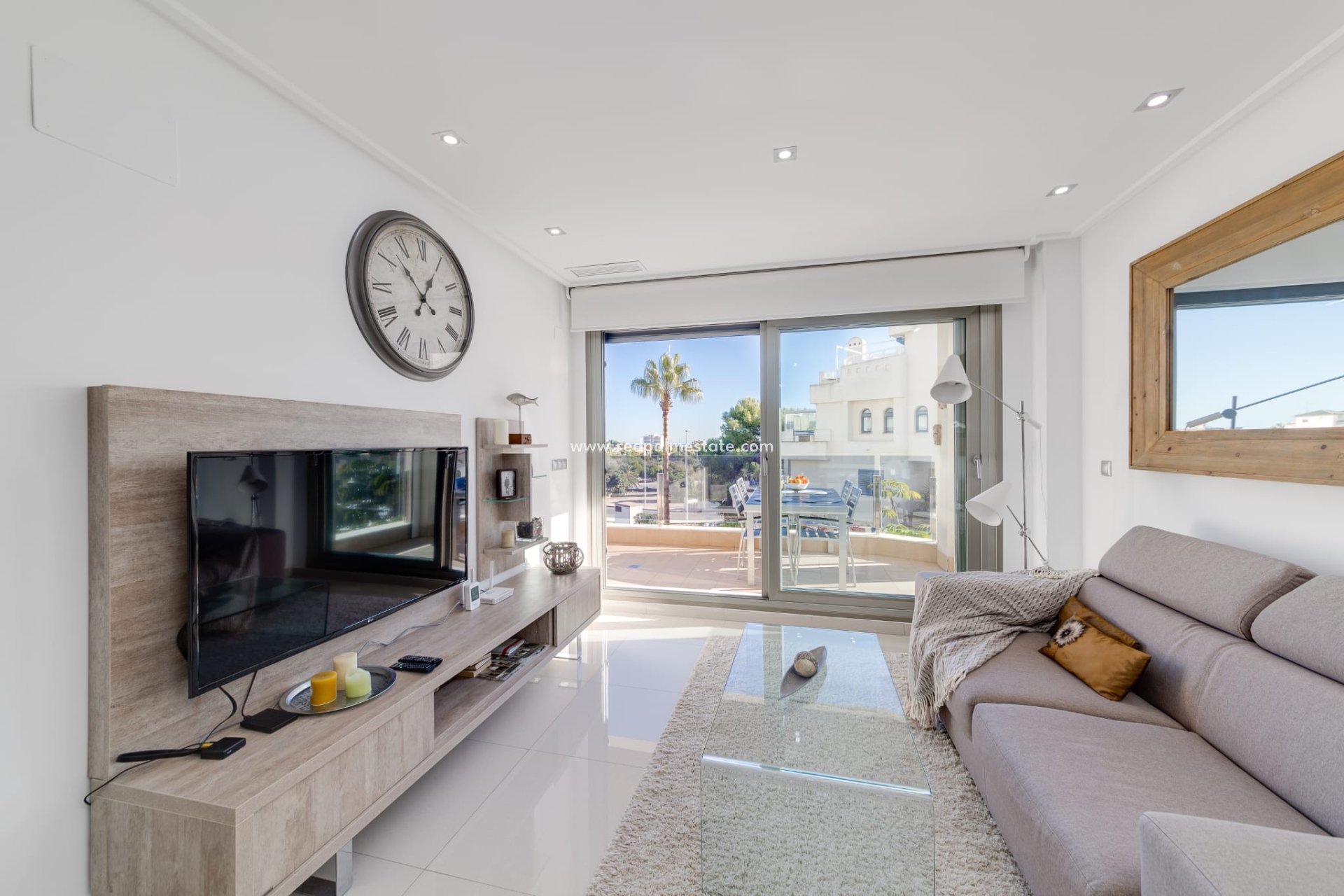 Resale - Apartment -
Orihuela Costa - Costa Blanca