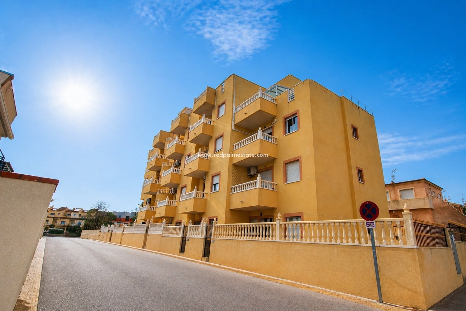 Resale - Apartment -
Orihuela Costa - Costa Blanca