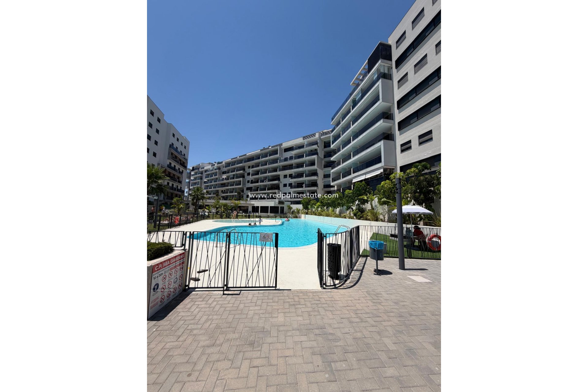 Resale - Apartment -
Orihuela Costa - Dehesa de campoamor
