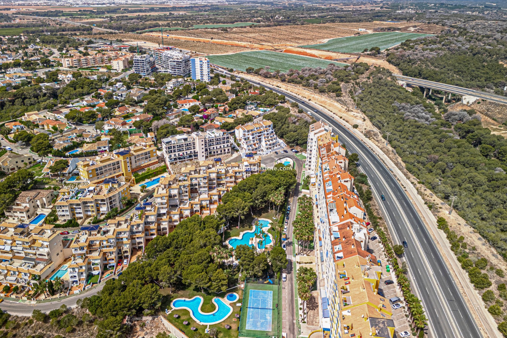 Resale - Apartment -
Orihuela Costa - Dehesa de Campoamor