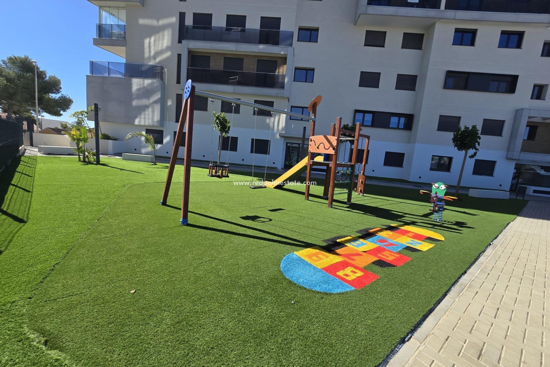 Resale - Apartment -
Orihuela Costa - Dehesa De Campoamor