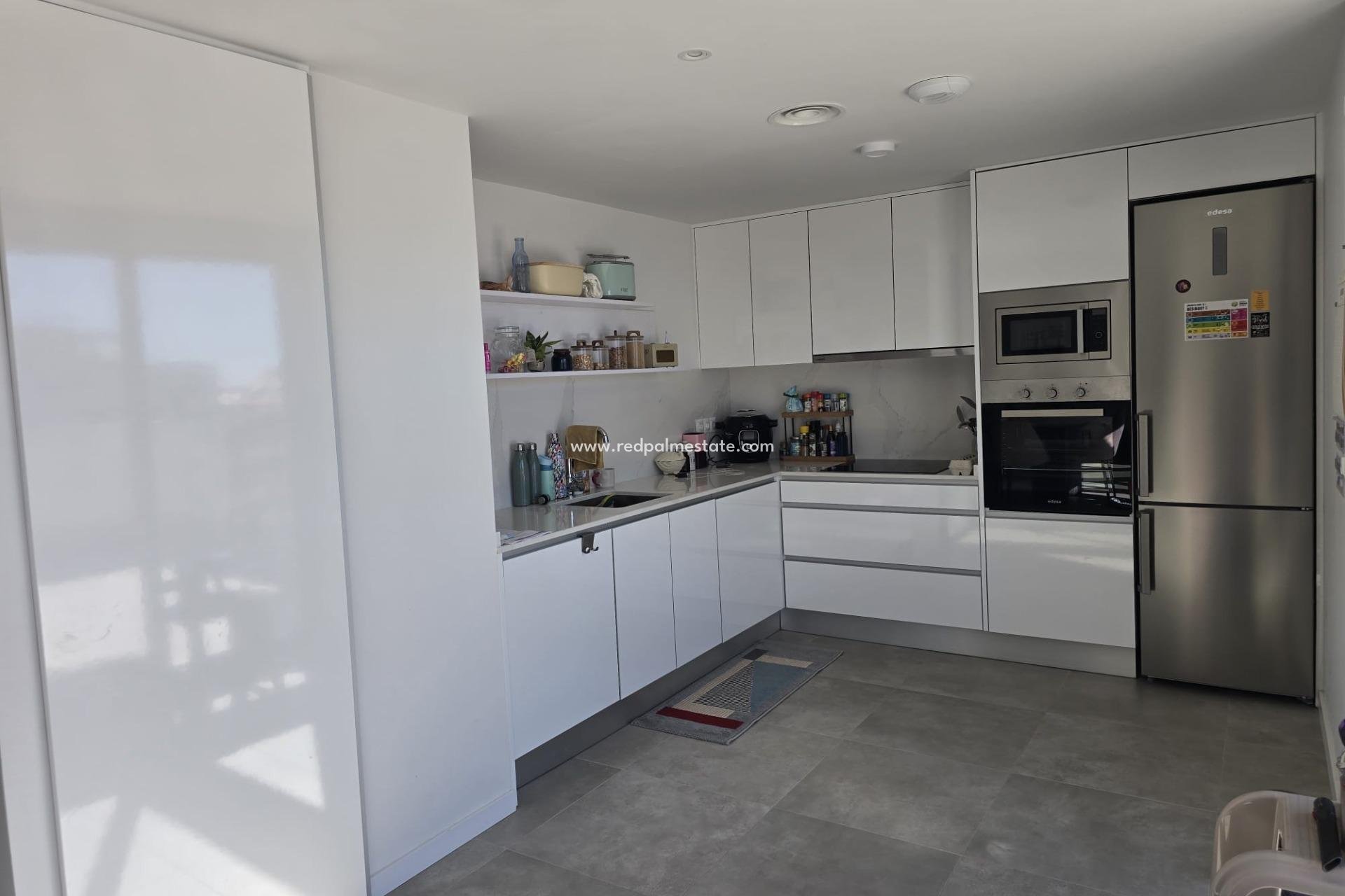 Resale - Apartment -
Orihuela Costa - Dehesa De Campoamor
