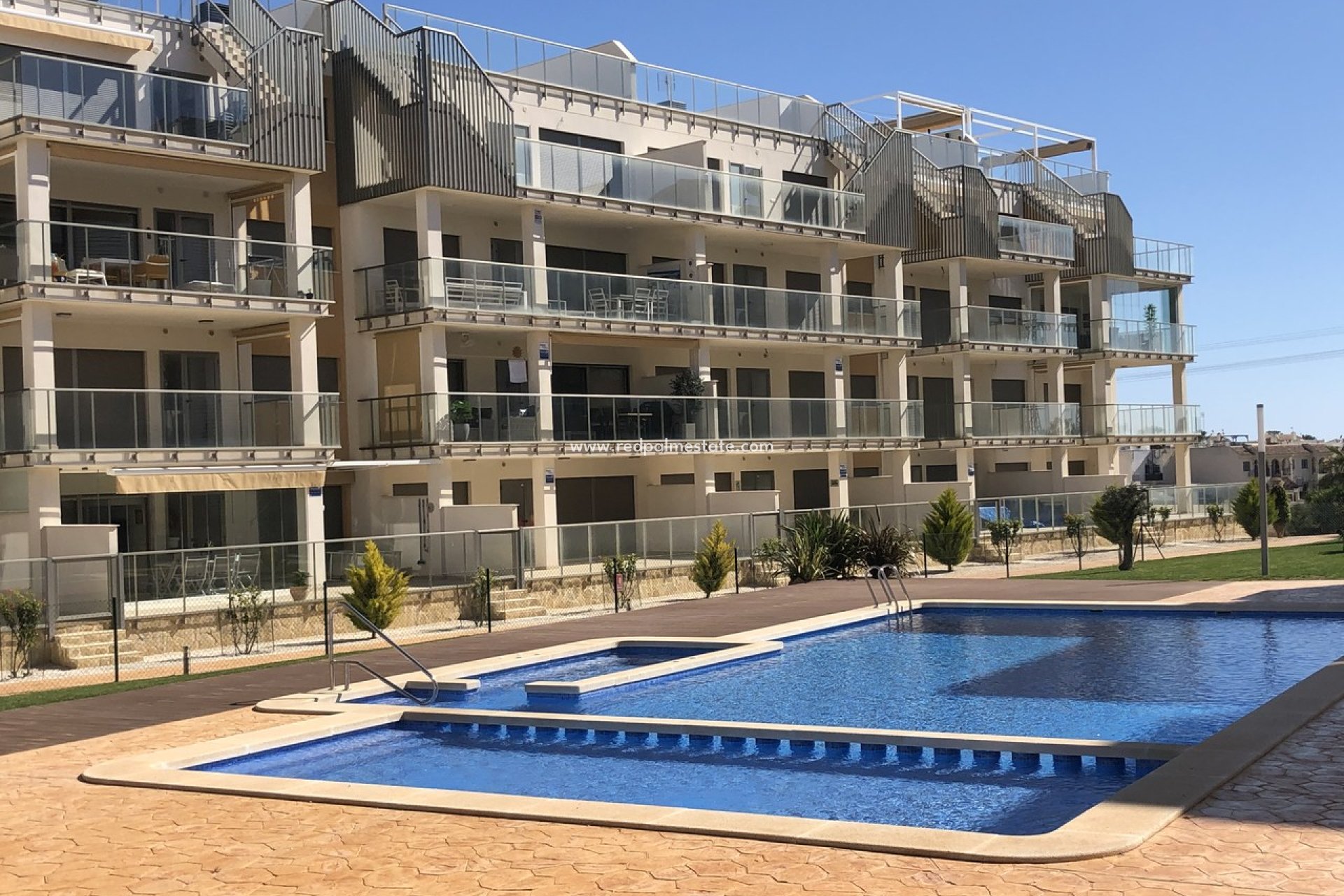 Resale - Apartment -
Orihuela Costa - Inland