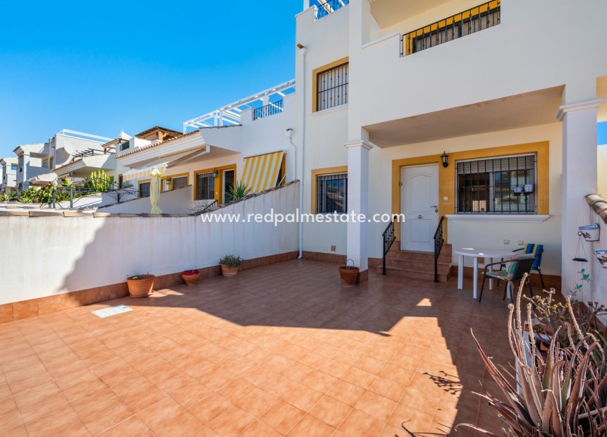 Resale - Apartment -
Orihuela Costa - Inland