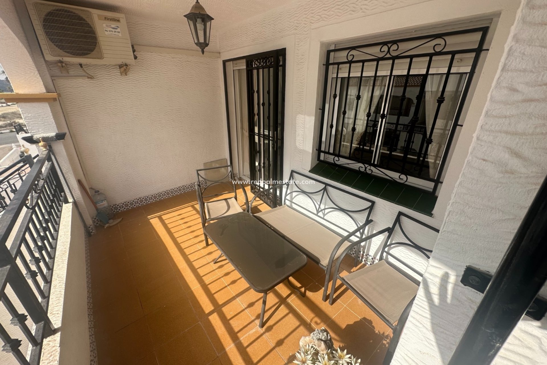 Resale - Apartment -
Orihuela Costa - Inland