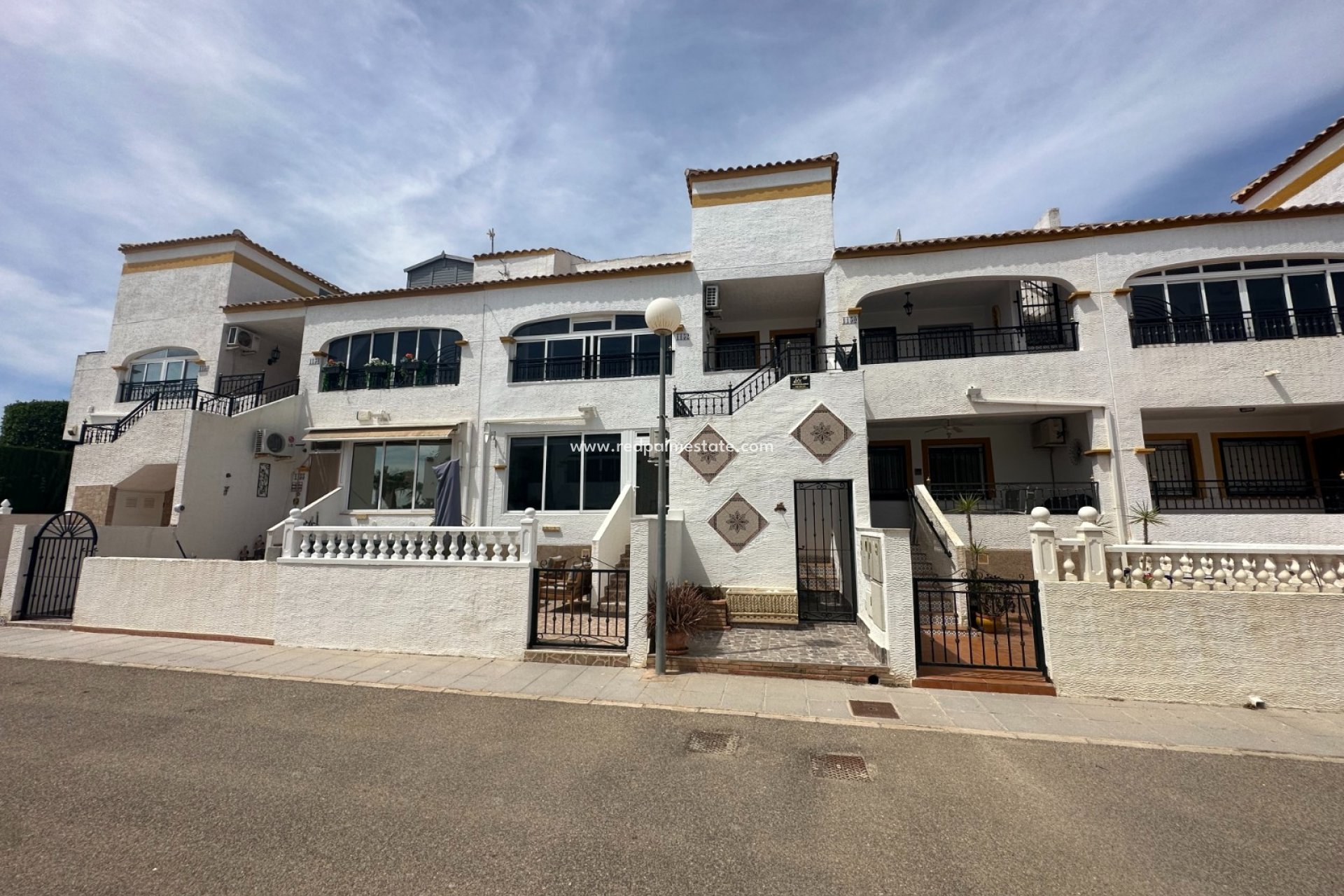 Resale - Apartment -
Orihuela Costa - Inland