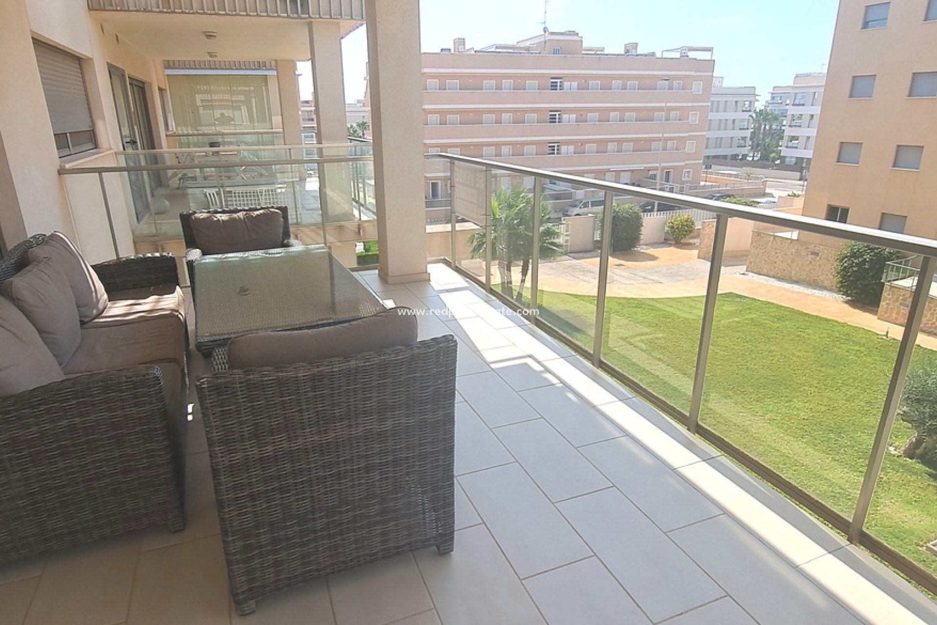 Resale - Apartment -
Orihuela Costa - Inland