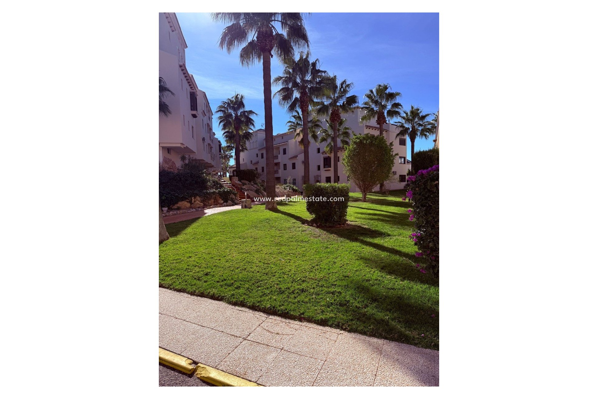Resale - Apartment -
Orihuela Costa - Inland