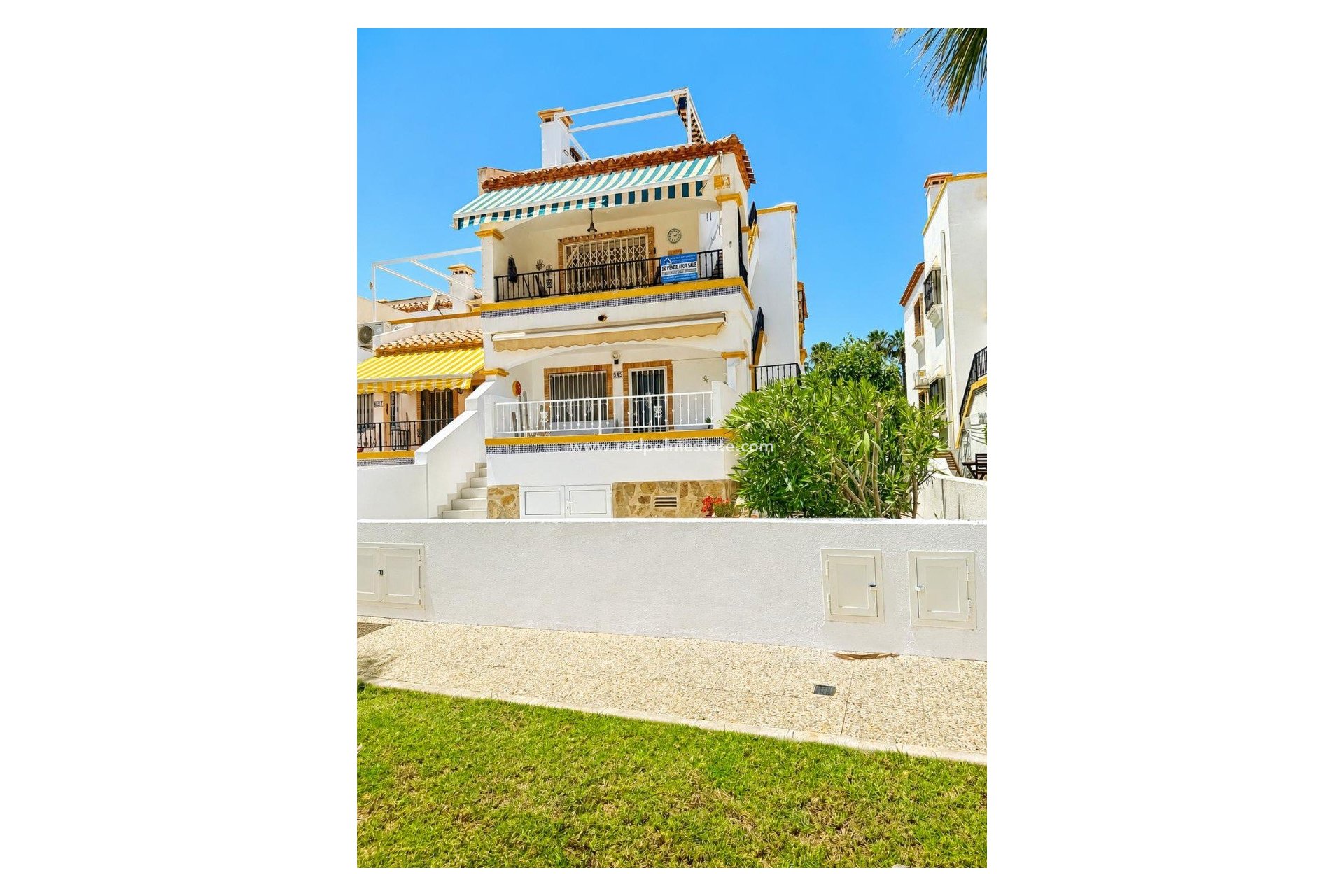 Resale - Apartment -
Orihuela Costa - Inland