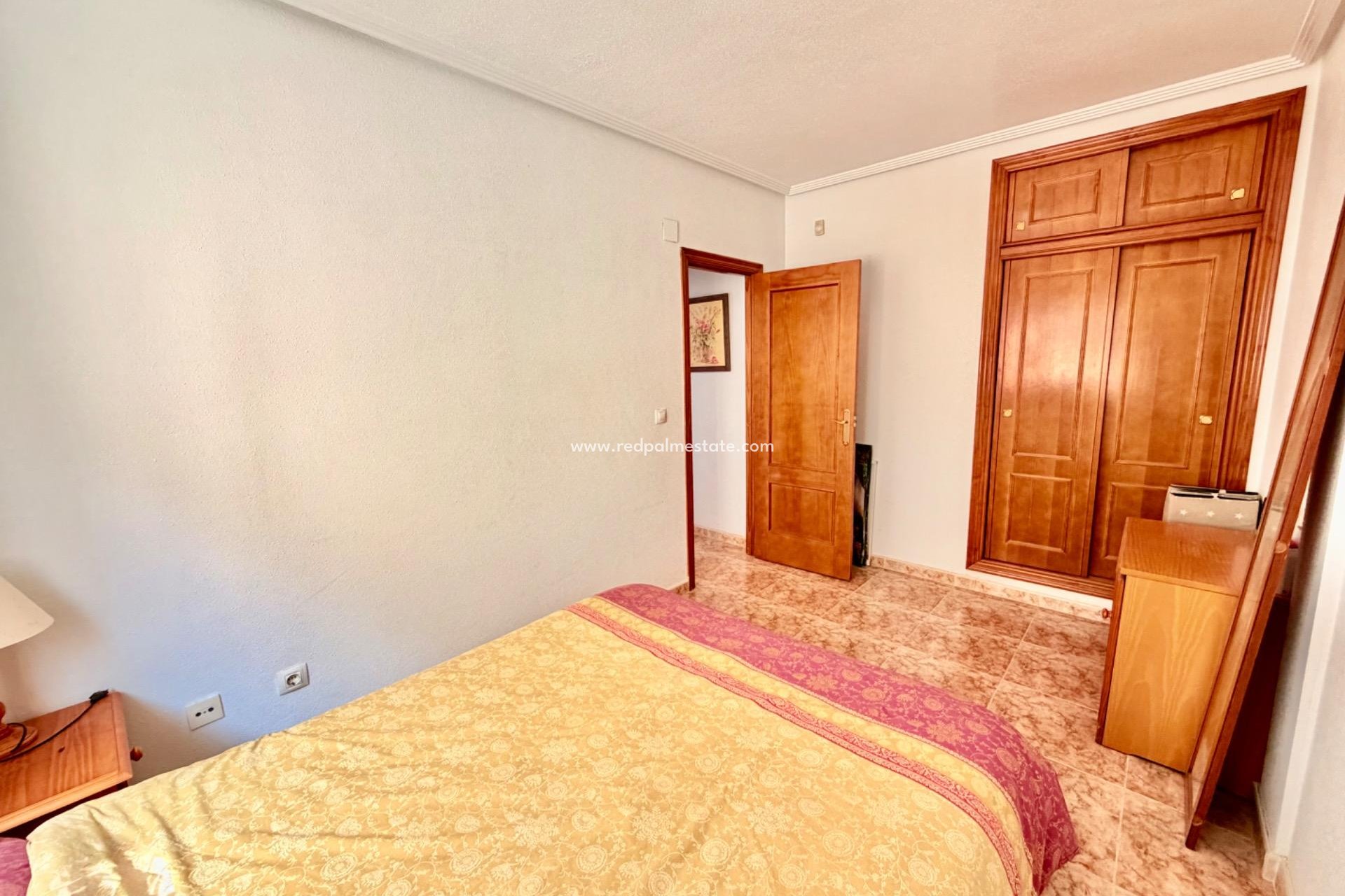 Resale - Apartment -
Orihuela Costa - La Ciñuelica - Villa Rosa