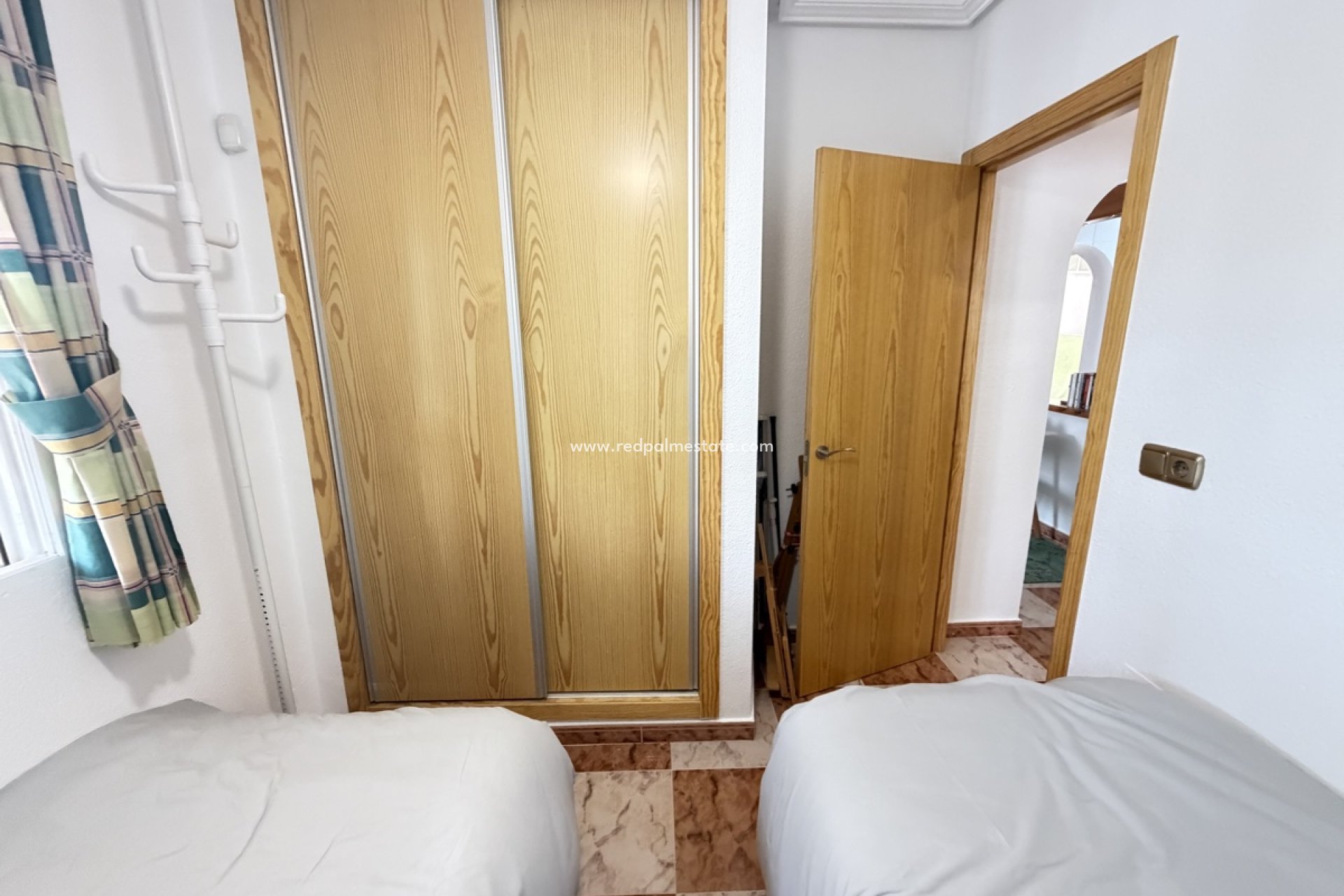 Resale - Apartment -
Orihuela Costa - La Zenia