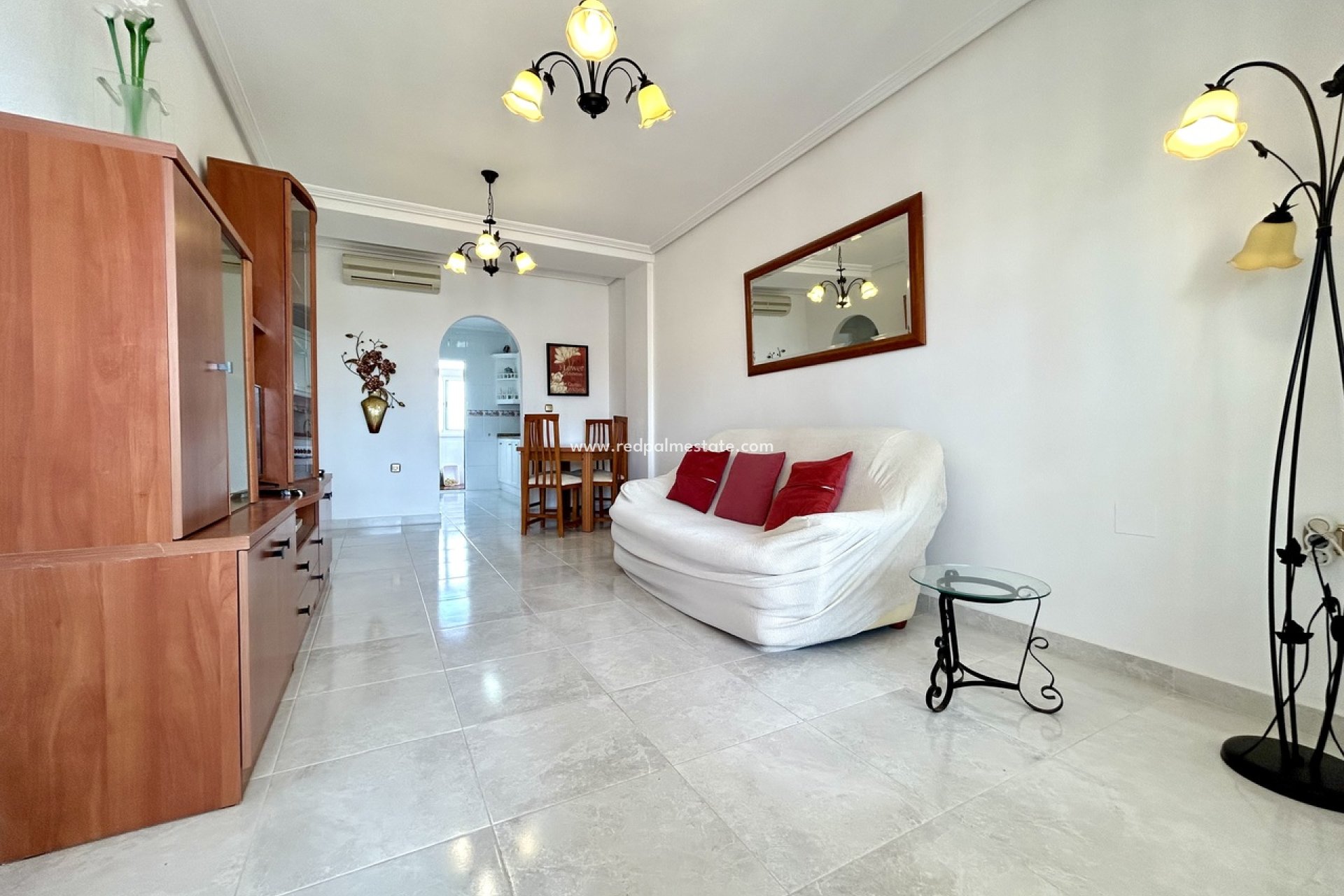 Resale - Apartment -
Orihuela Costa - La Zenia