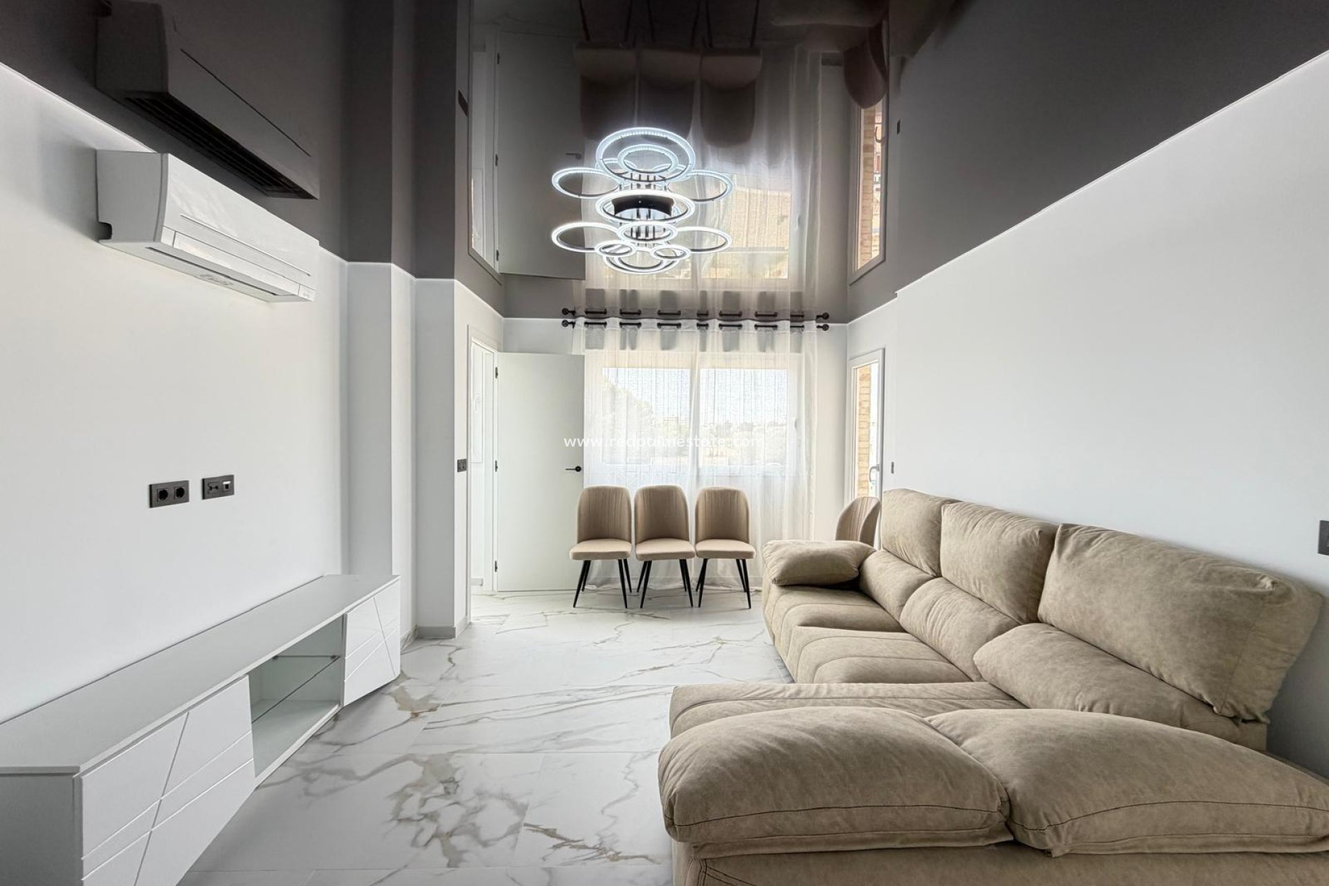 Resale - Apartment -
Orihuela Costa - La Zenia
