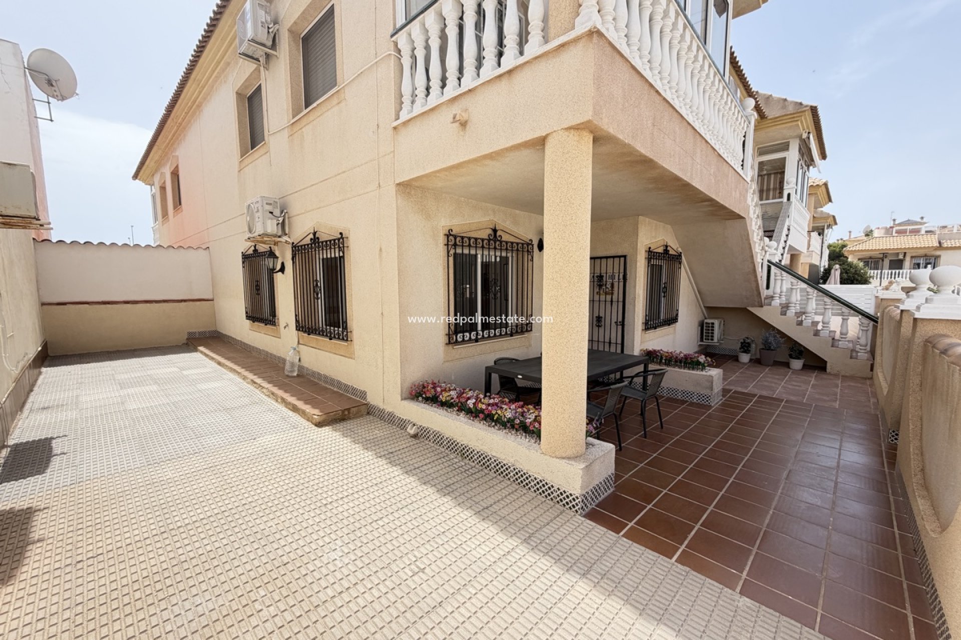 Resale - Apartment -
Orihuela Costa - La Zenia