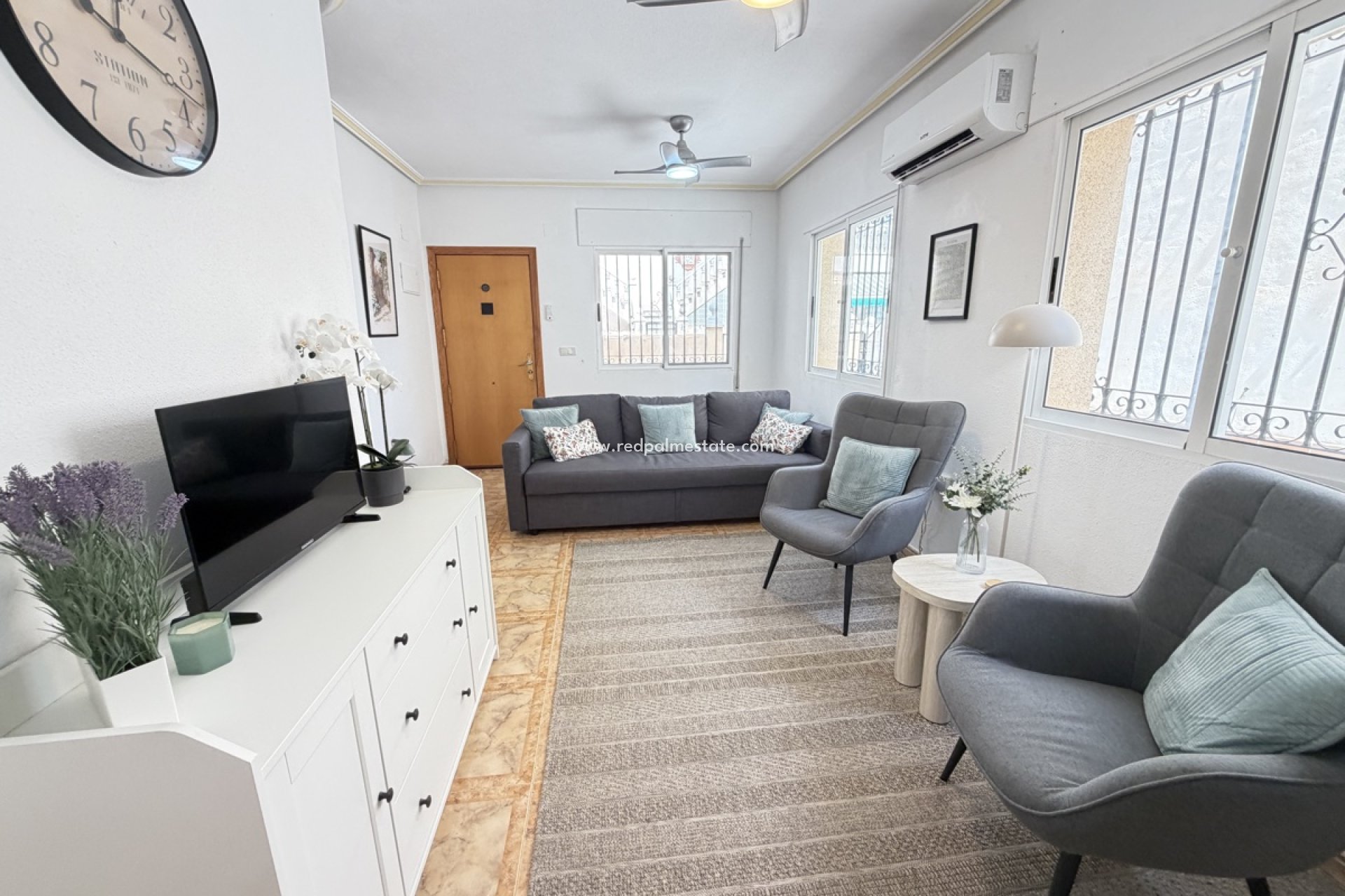 Resale - Apartment -
Orihuela Costa - La Zenia