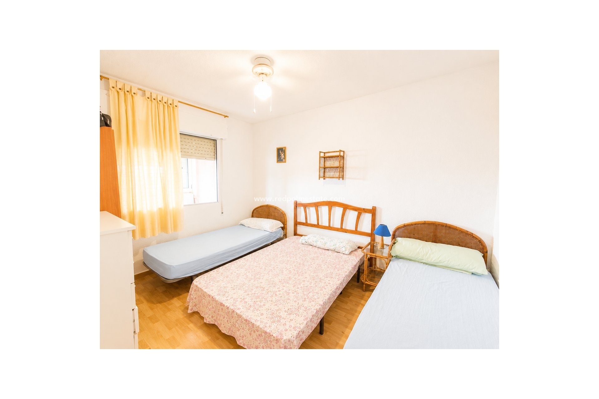 Resale - Apartment -
Orihuela Costa - La Zenia