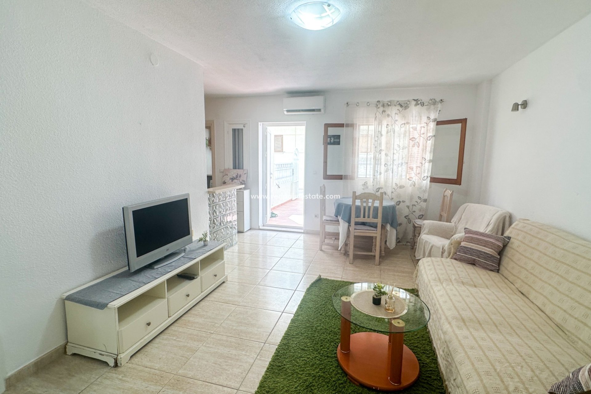 Resale - Apartment -
Orihuela Costa - La Zenia