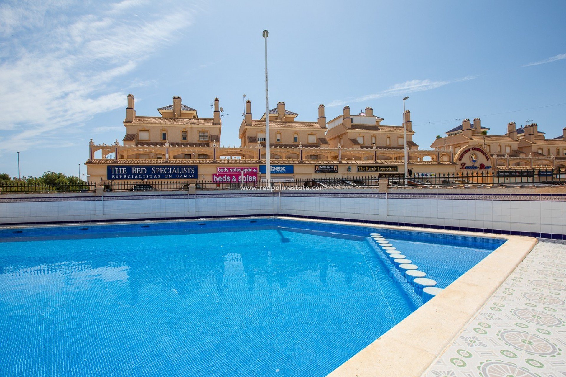 Resale - Apartment -
Orihuela Costa - La Zenia