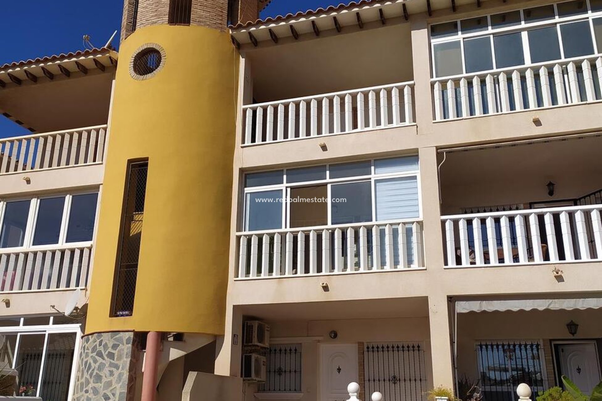 Resale - Apartment -
Orihuela Costa - La Zenia