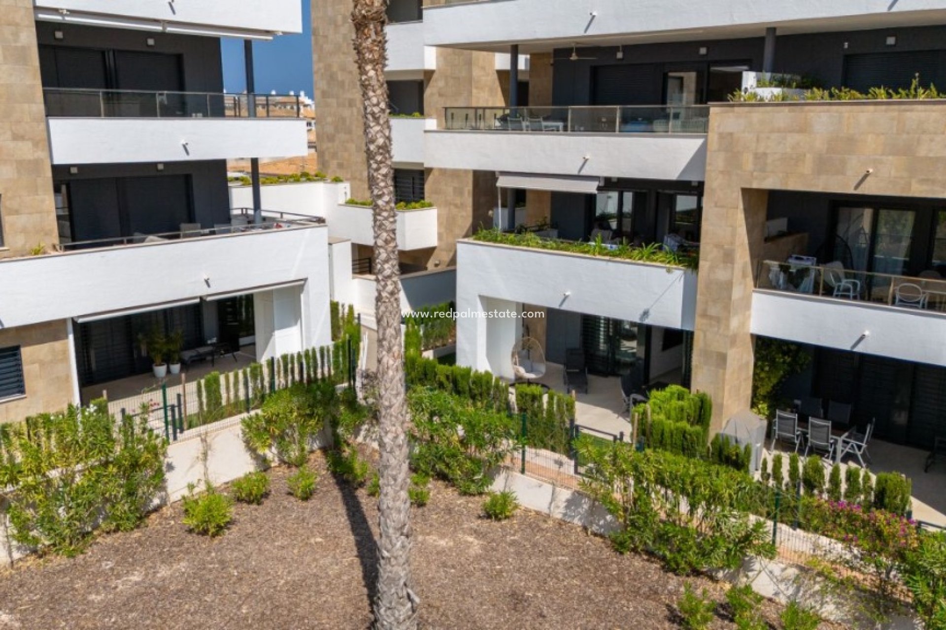 Resale - Apartment -
Orihuela Costa - La Zenia