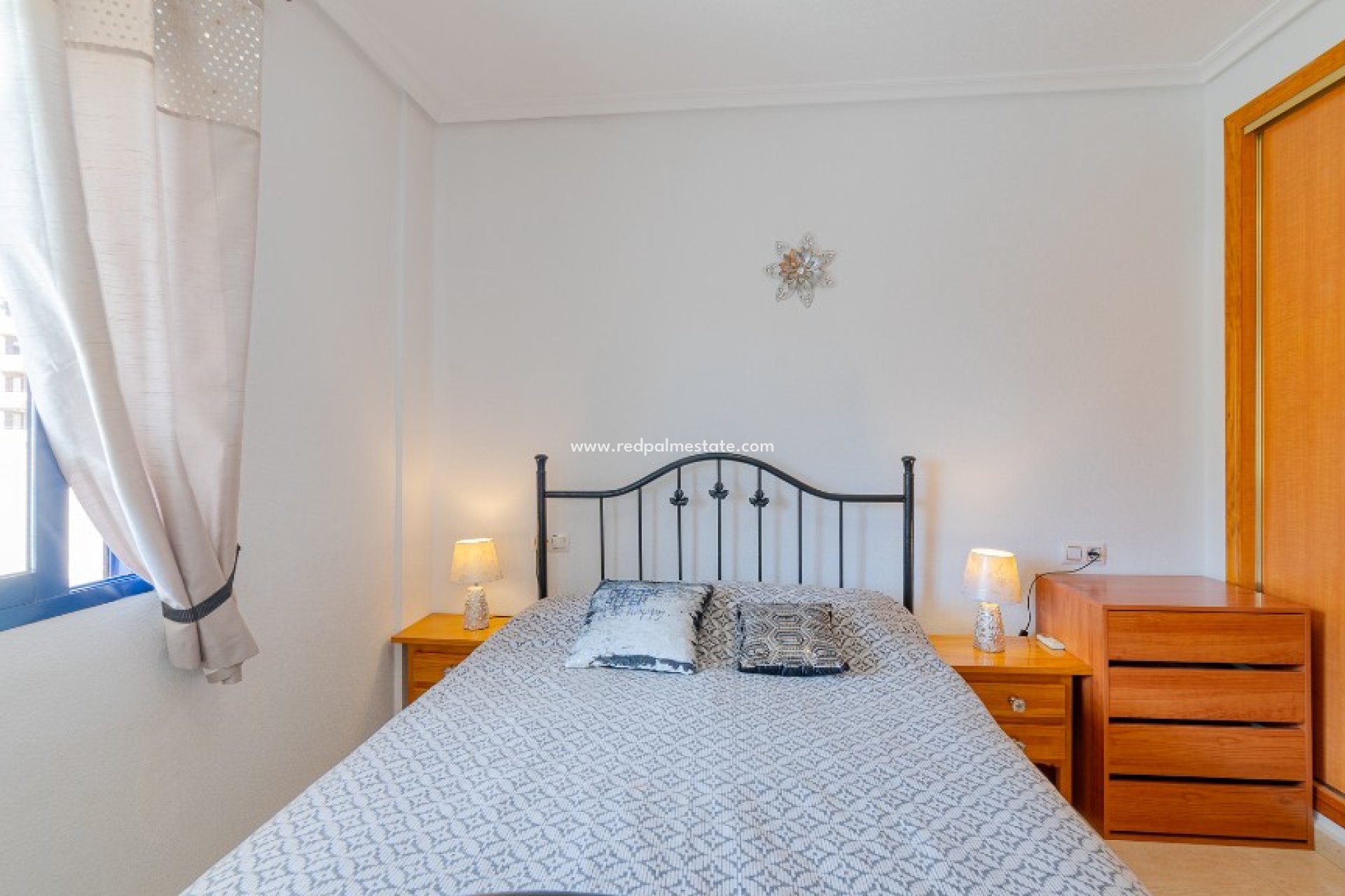 Resale - Apartment -
Orihuela Costa - La Zenia