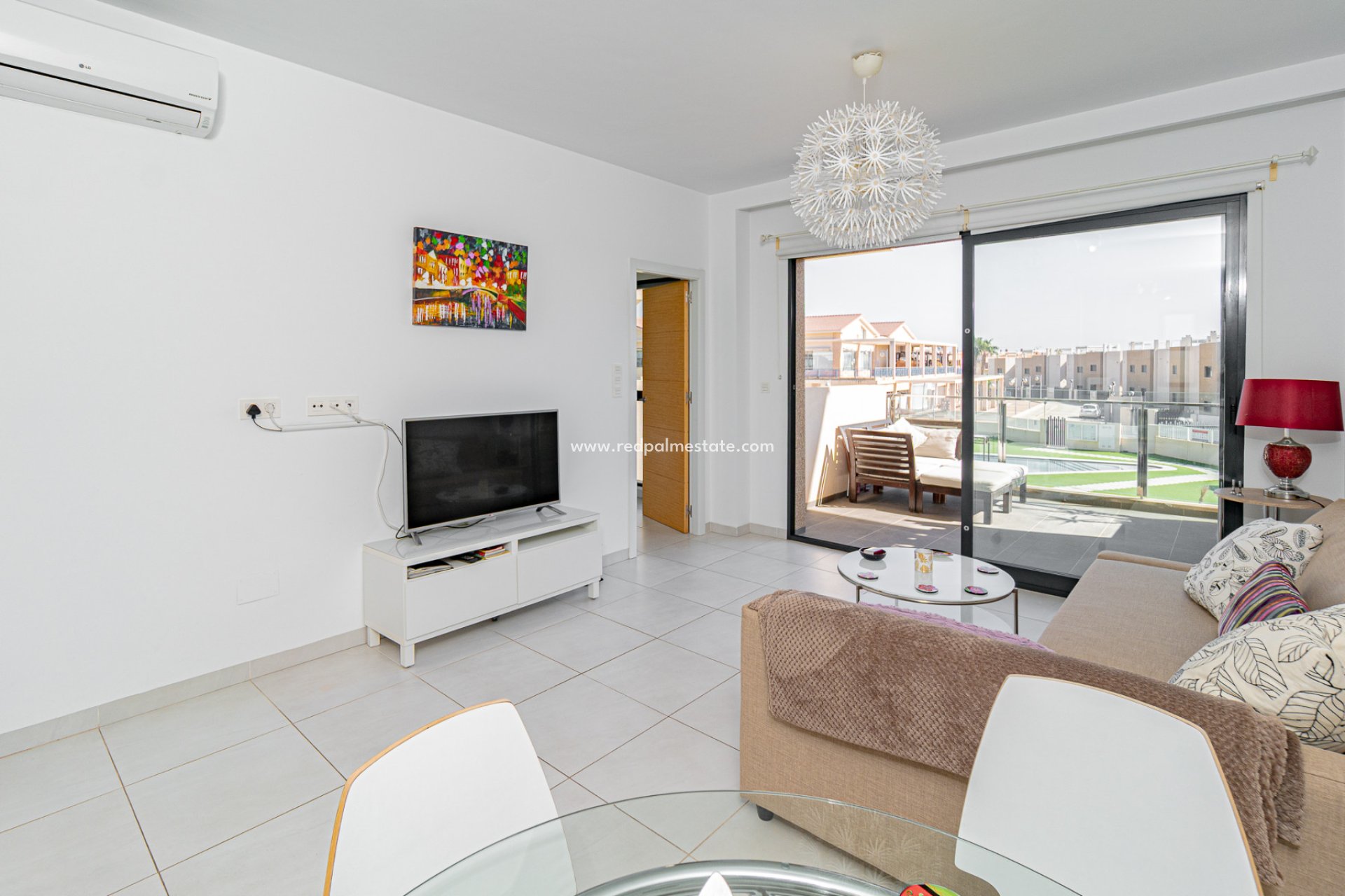 Resale - Apartment -
Orihuela Costa - La Zenia