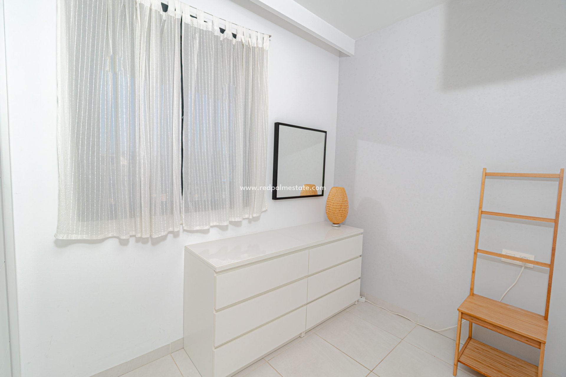 Resale - Apartment -
Orihuela Costa - La Zenia