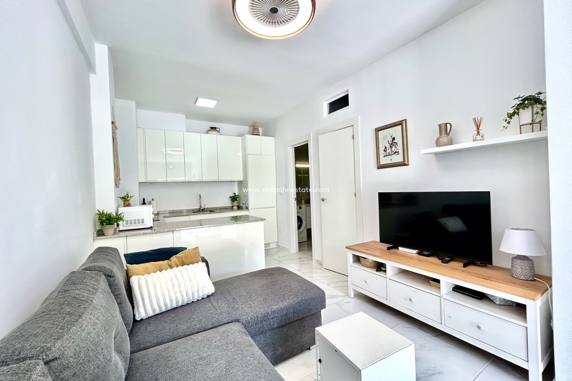 Resale - Apartment -
Orihuela Costa - La Zenia