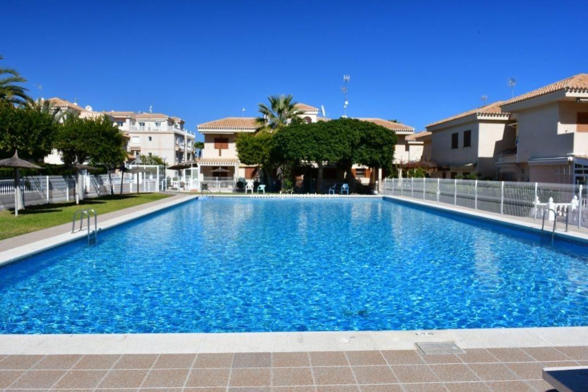 Resale - Apartment -
Orihuela Costa - La Zenia