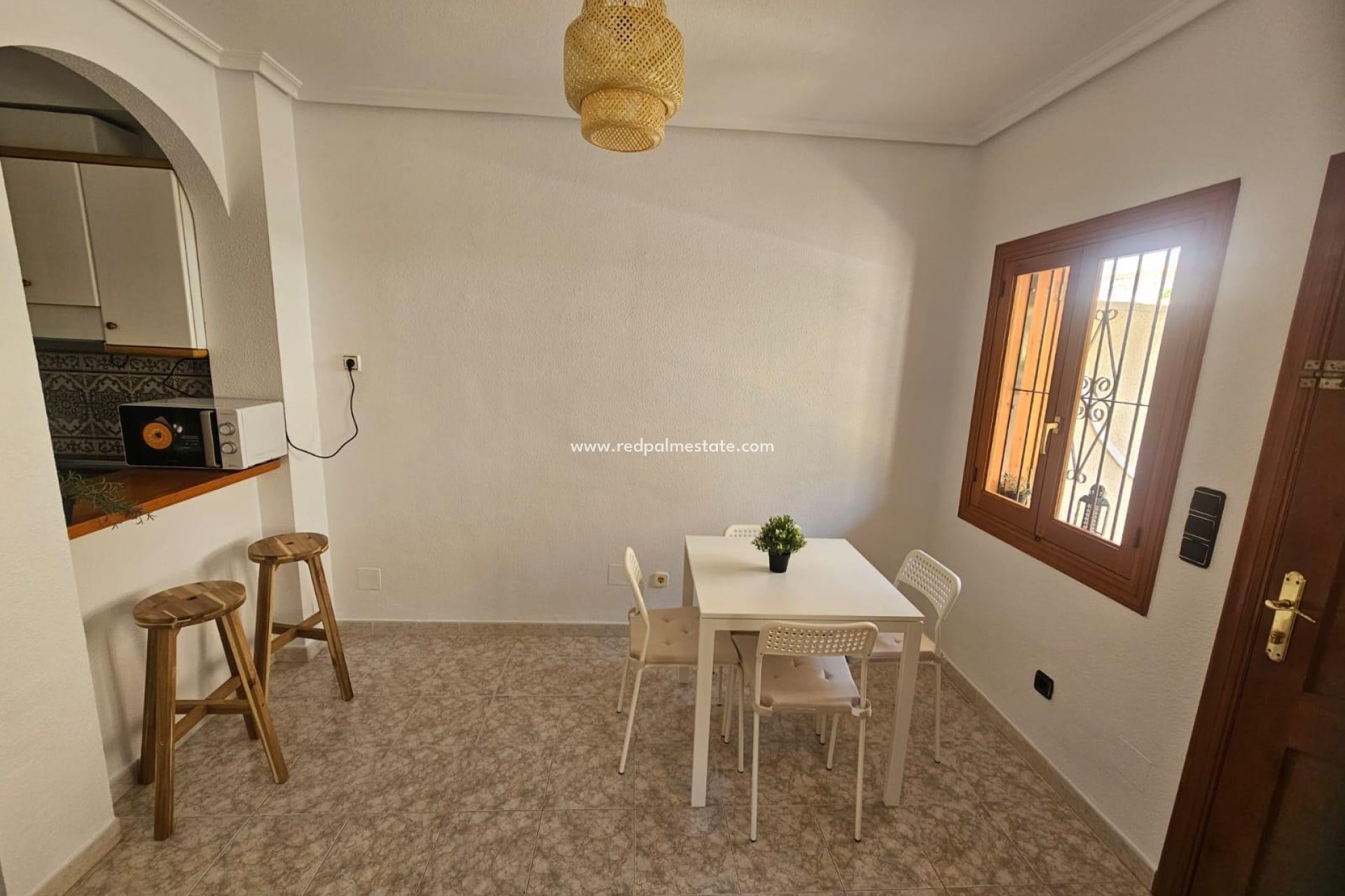 Resale - Apartment -
Orihuela Costa - La Zenia