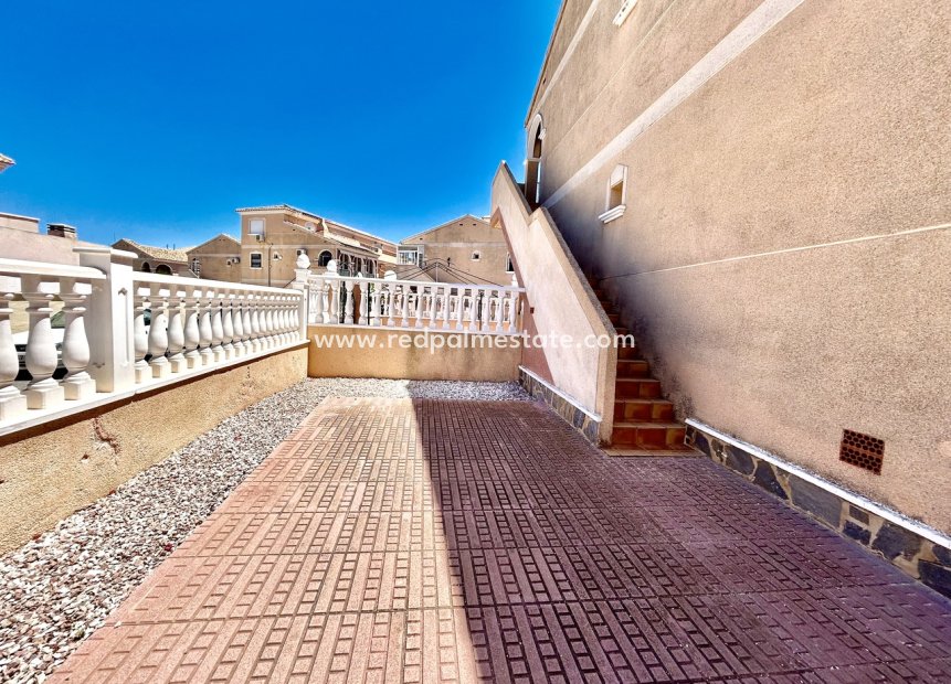 Resale - Apartment -
Orihuela Costa - La Zenia