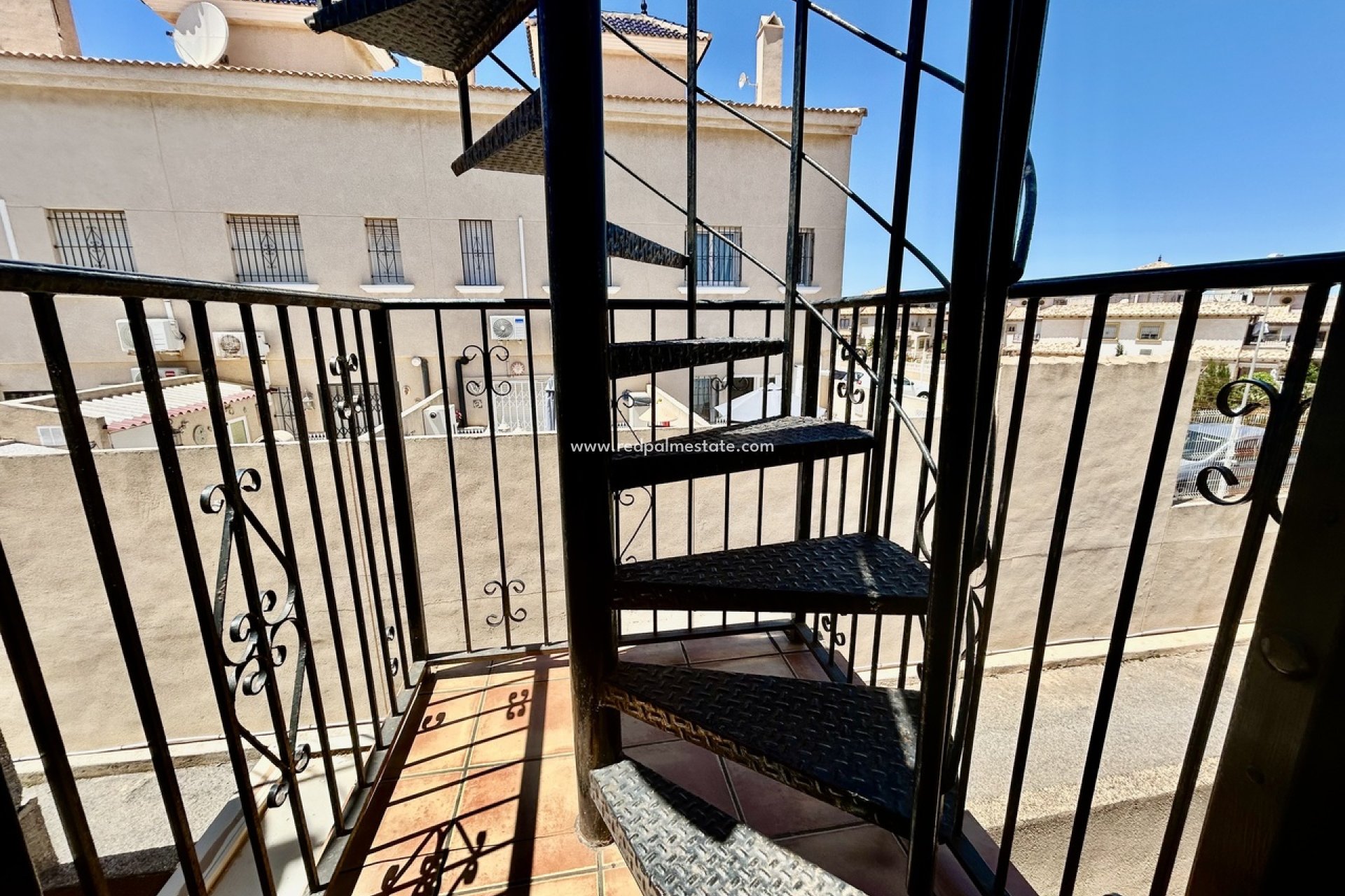 Resale - Apartment -
Orihuela Costa - La Zenia