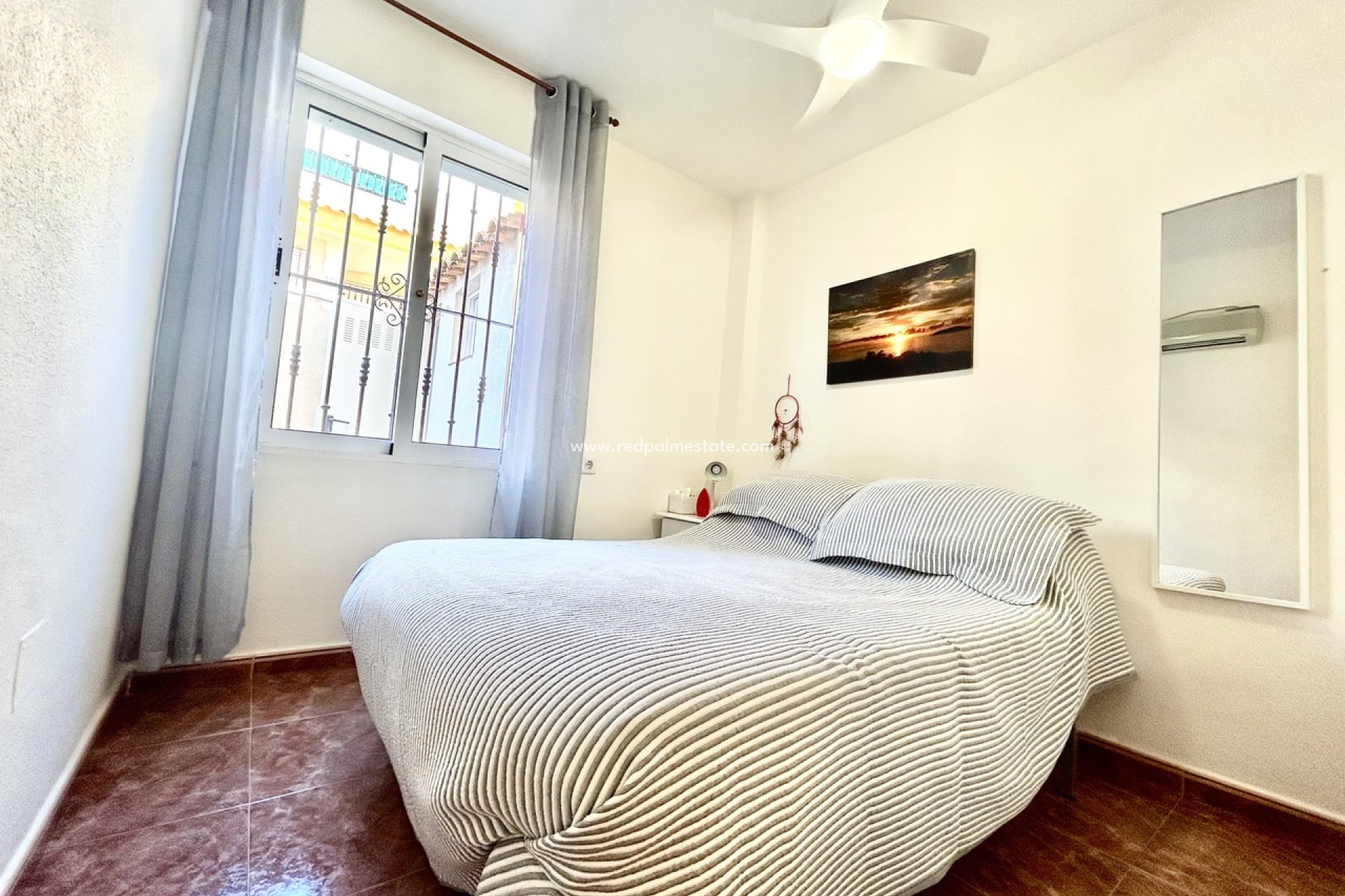 Resale - Apartment -
Orihuela Costa - La Zenia