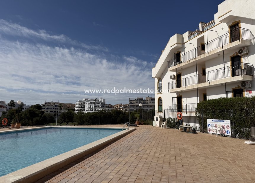 Resale - Apartment -
Orihuela Costa - La Zenia