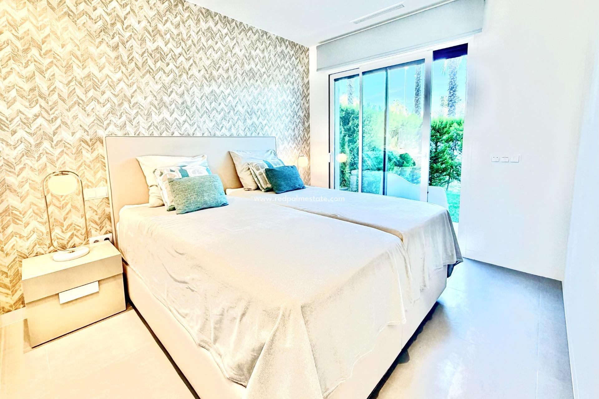 Resale - Apartment -
Orihuela Costa - Las Colinas Golf