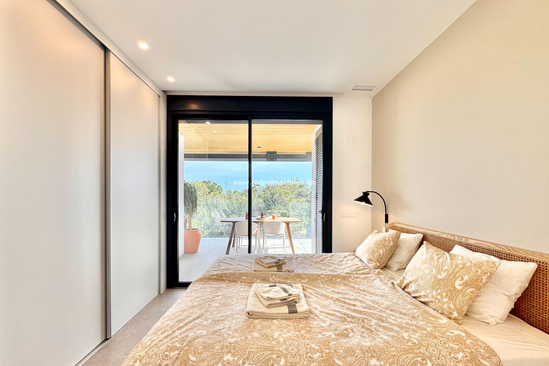 Resale - Apartment -
Orihuela Costa - Las Colinas Golf