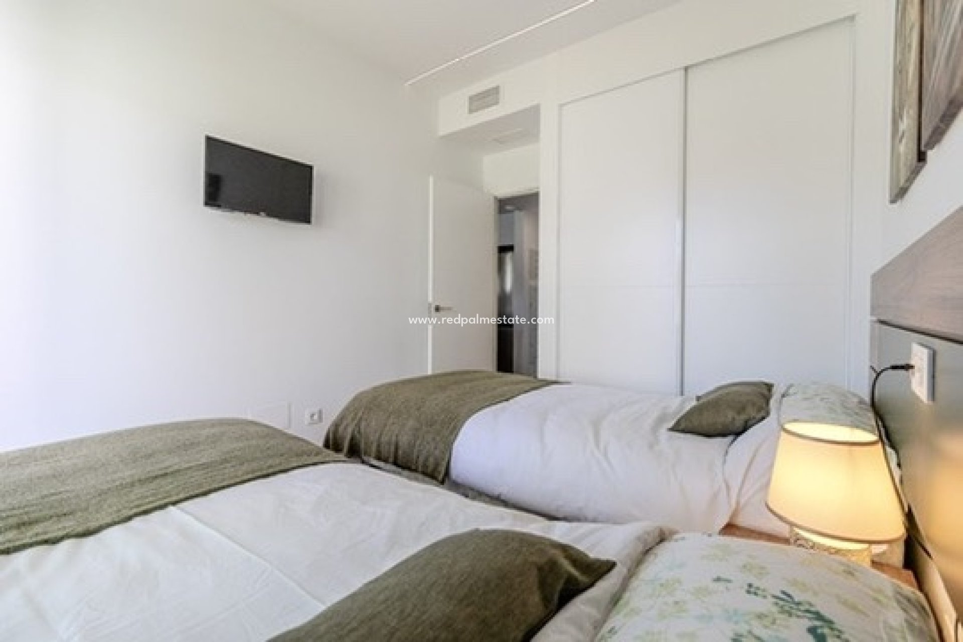 Resale - Apartment -
Orihuela Costa - Las Filipinas