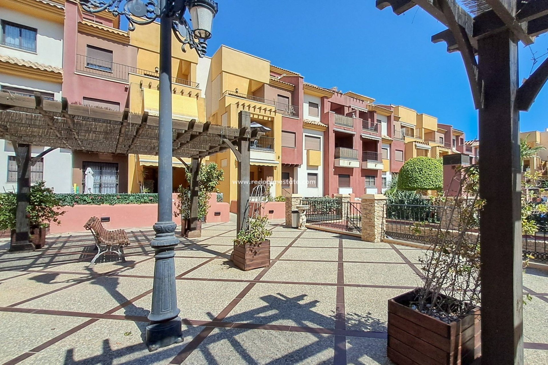 Resale - Apartment -
Orihuela Costa - Lomas de Cabo Roig